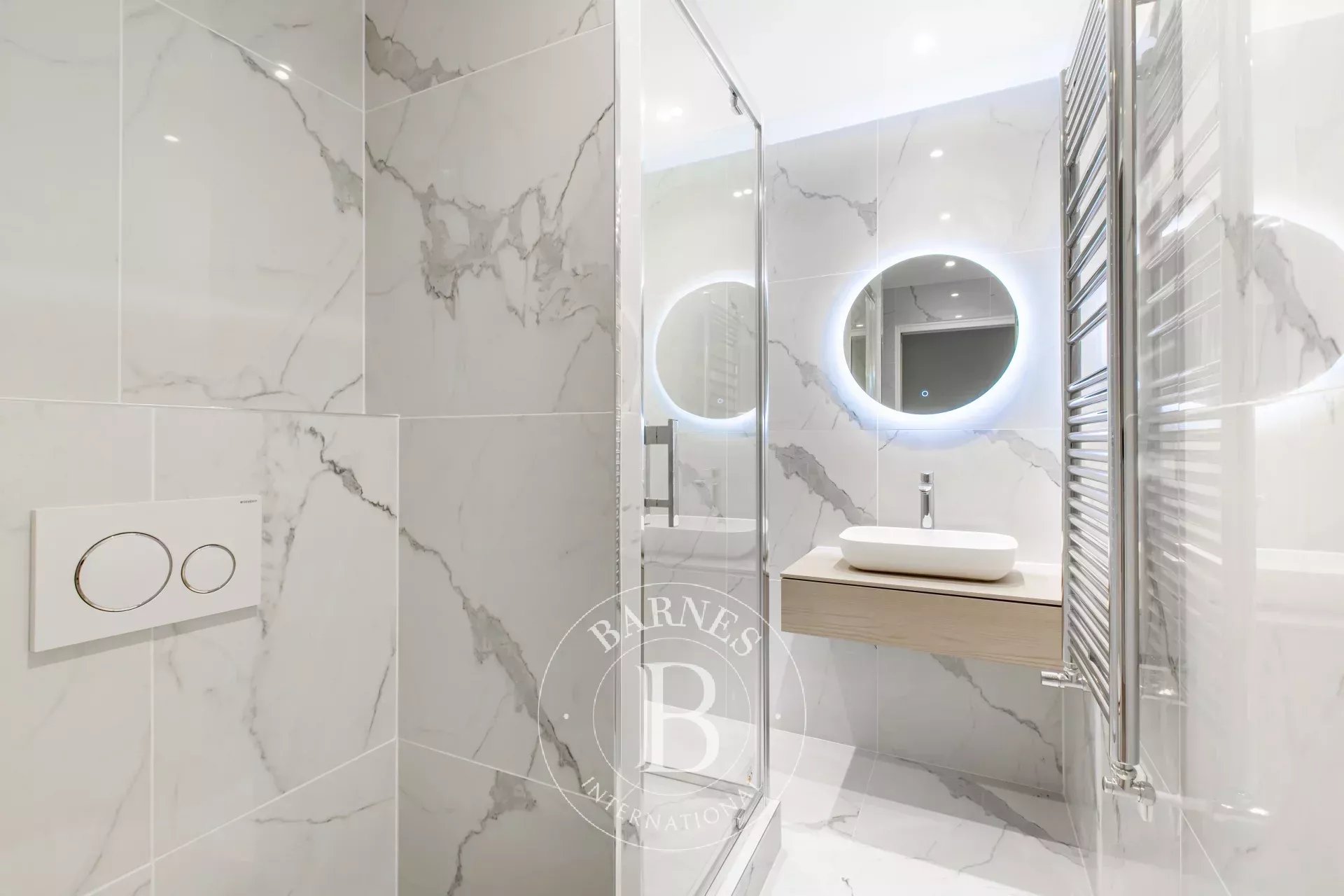 Daire Paris 8ème - picture 6