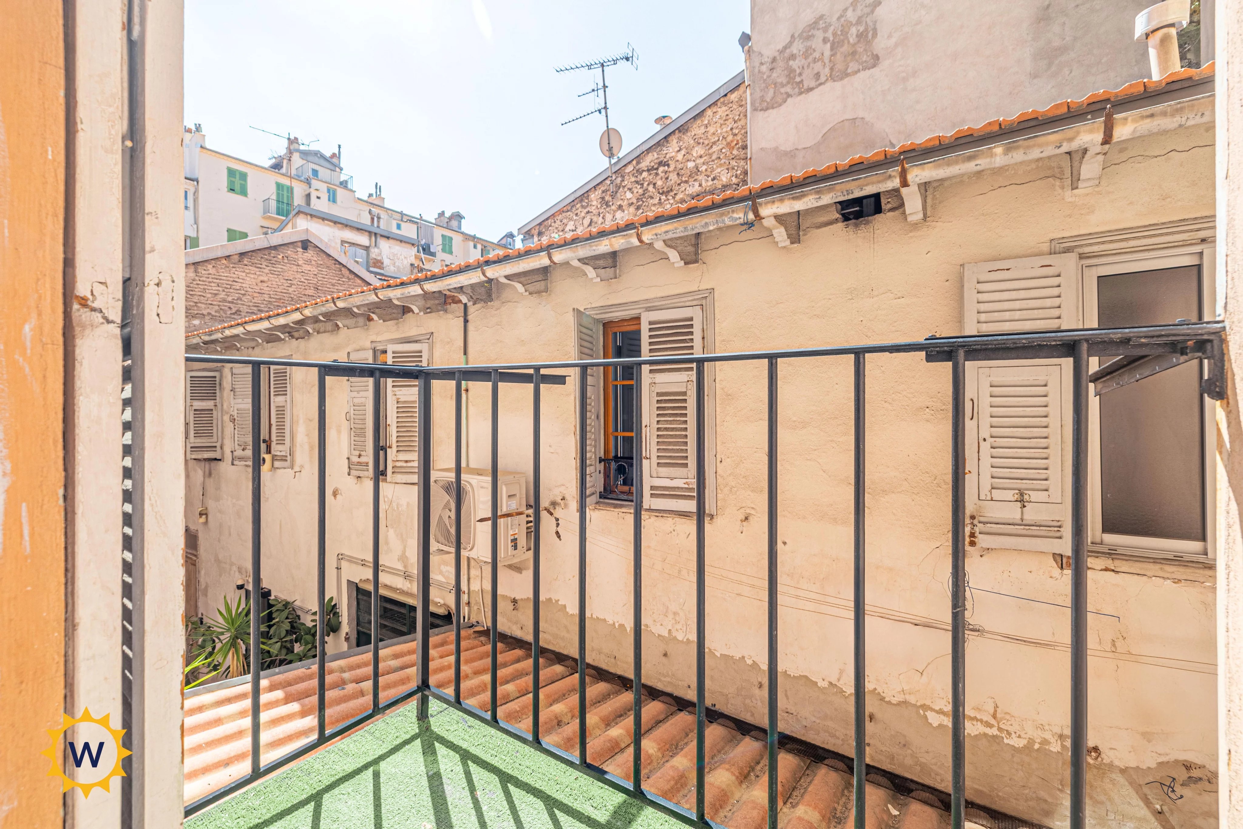 NICE LE PORT RUE BONAPARTE – 3/4 PIÈCES TRAVERSANT 65 M² – BALCON – ASCENSEUR — photo 6
