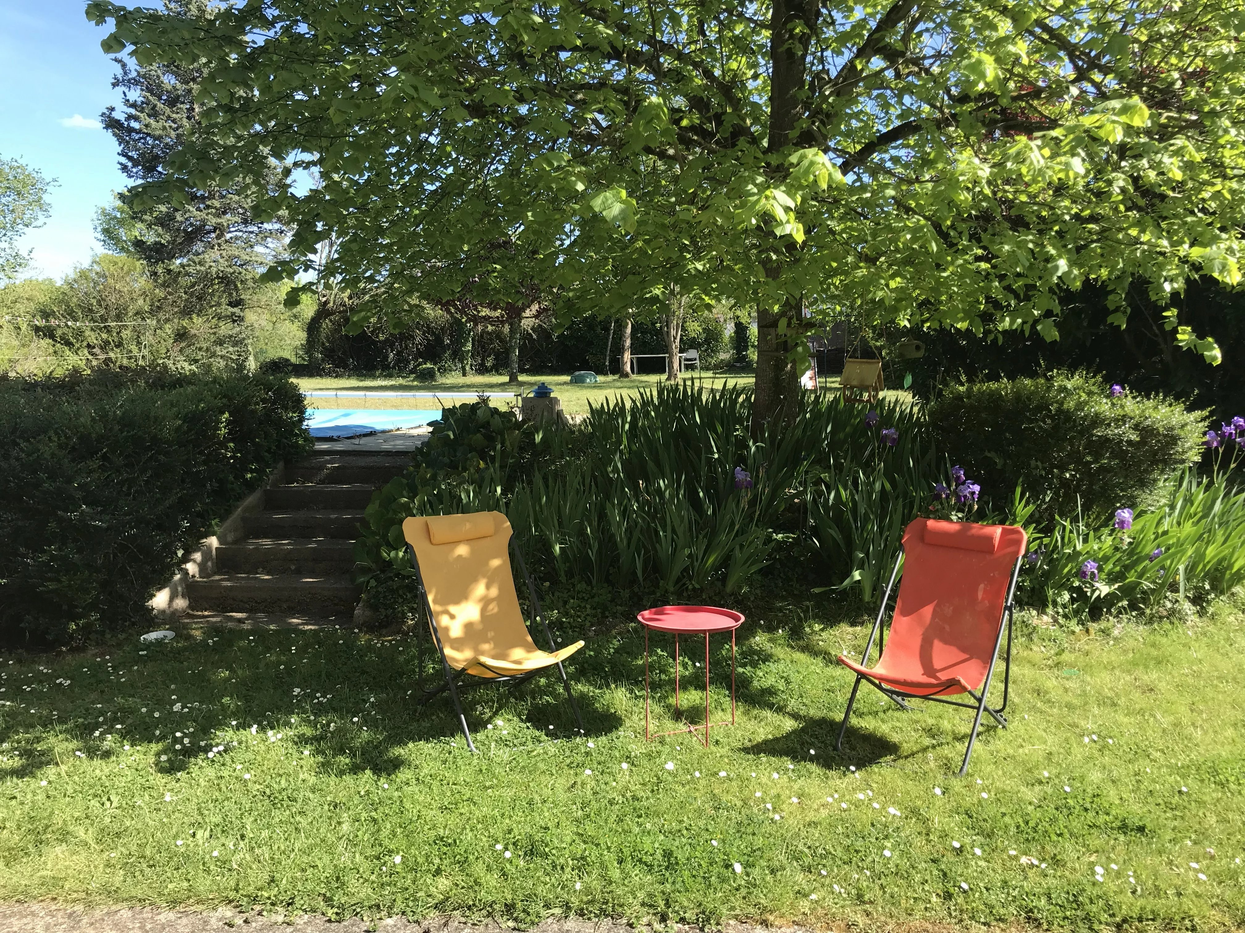 Maison de caractère en chaumière avec piscine sur la commune de Dissay (86130)