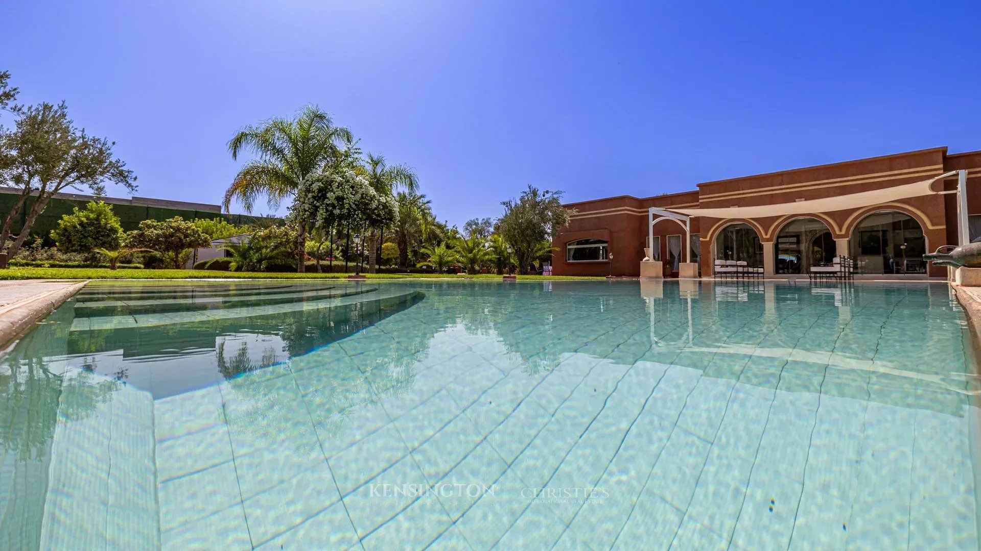 9 Bedroom Villa/Townhouse's Image 45