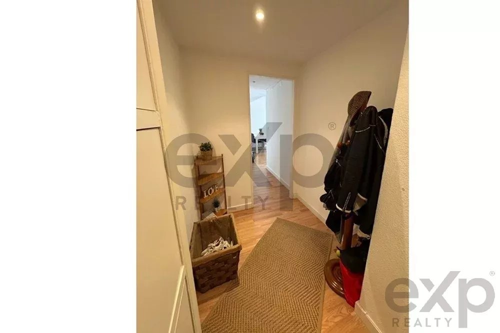 Apartamento T2 remodelado em Aguas Livres - Damaia