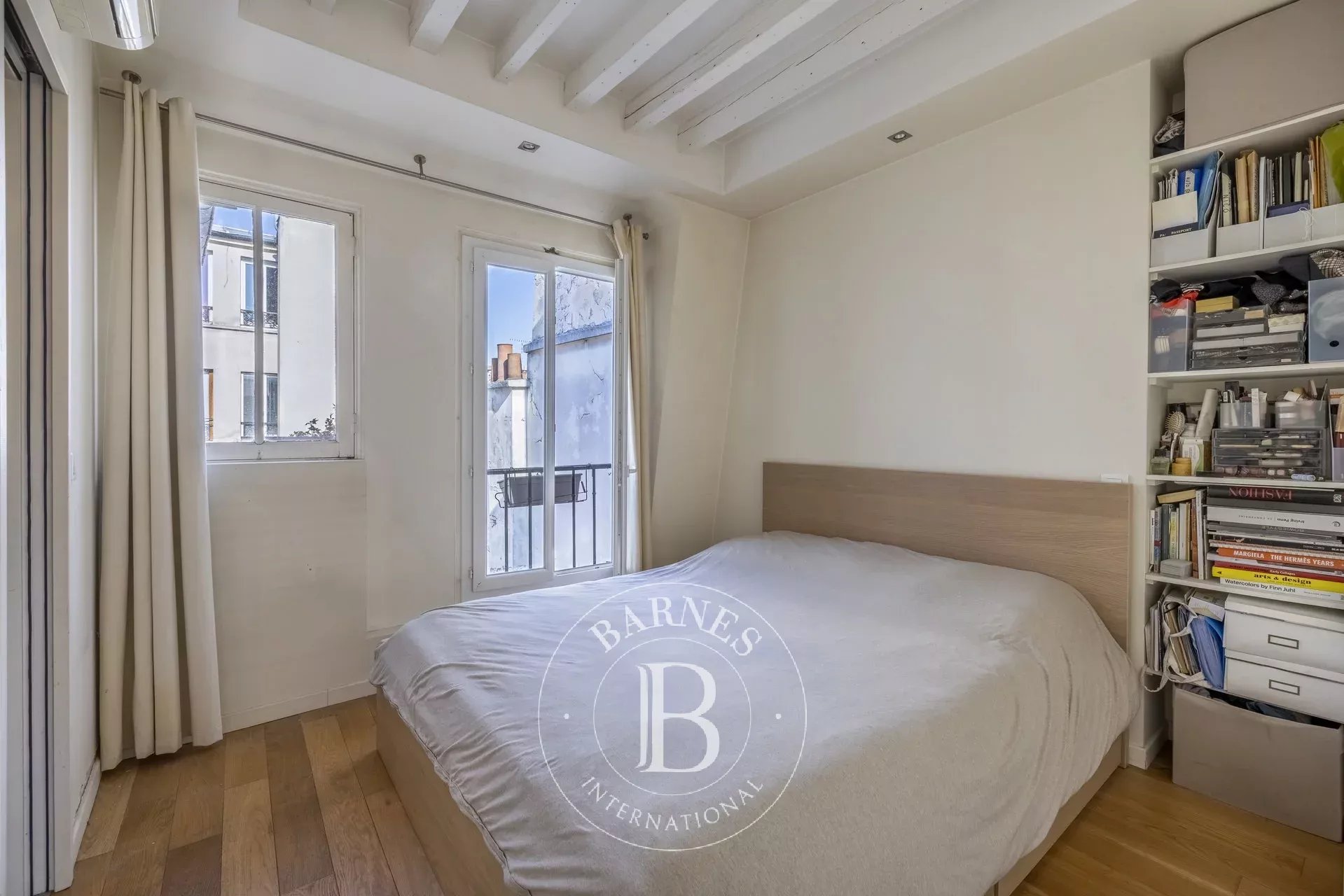 Daire Paris 3ème - picture 7