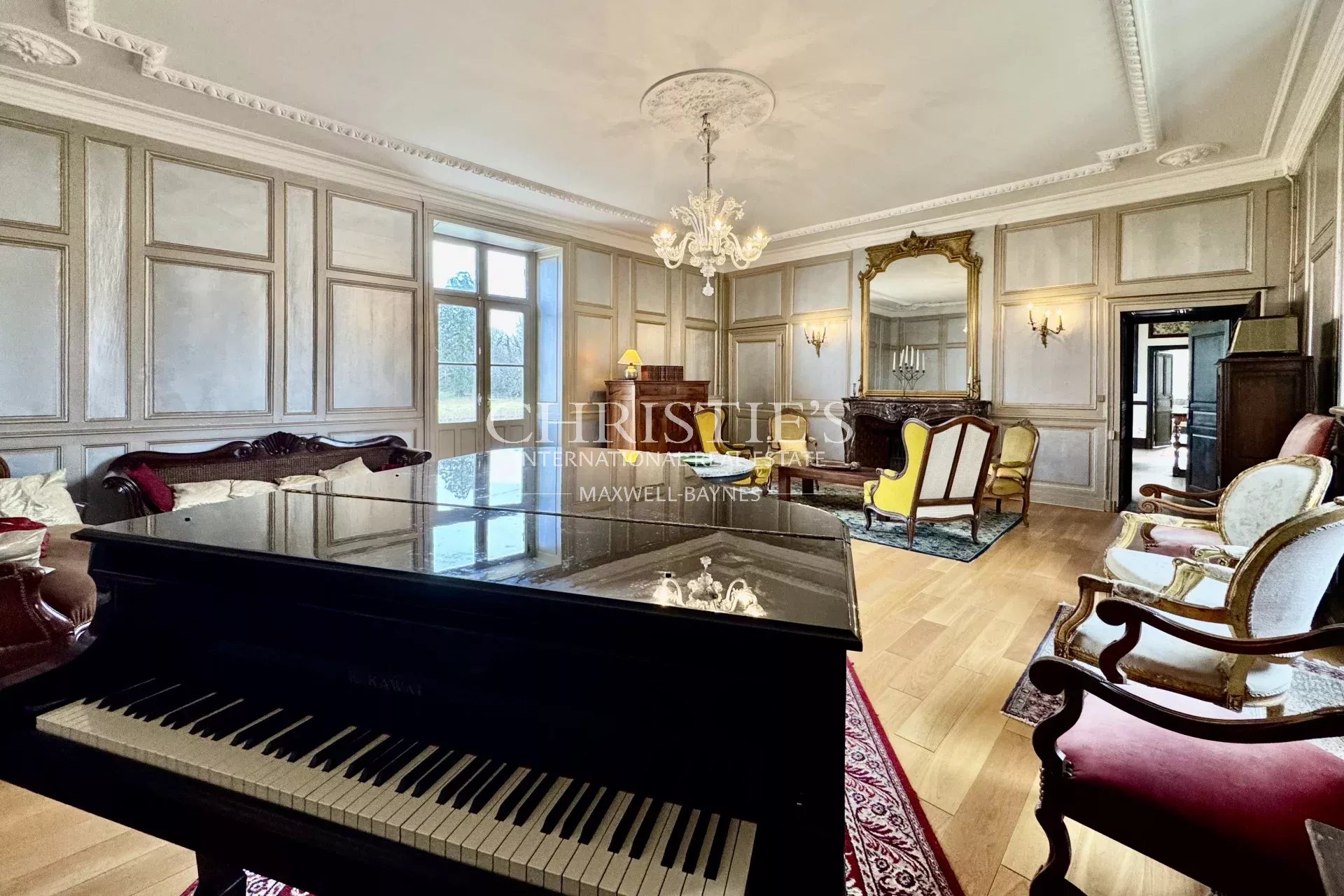 10 Bedroom Chateau's Image 5