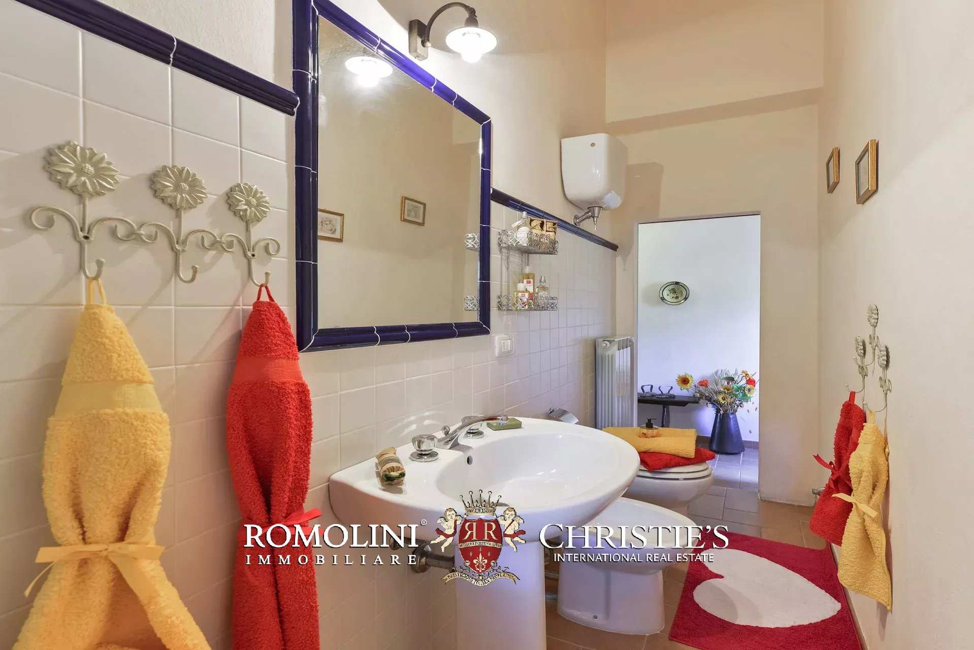 11 Bedroom Villa/Townhouse's Image 63