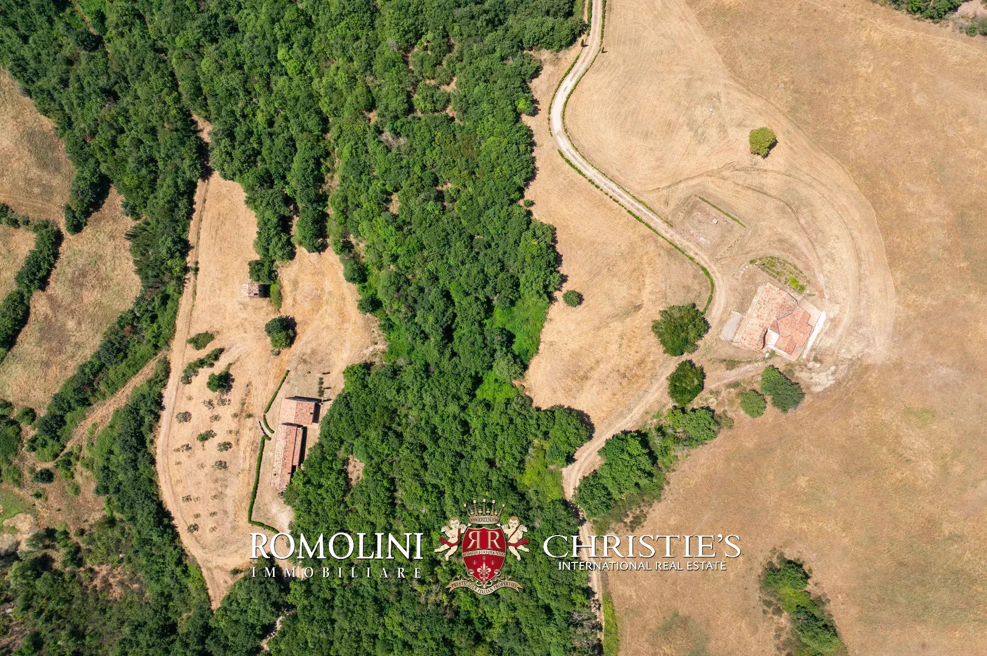 5 Bedroom Villa/Townhouse's Image 24