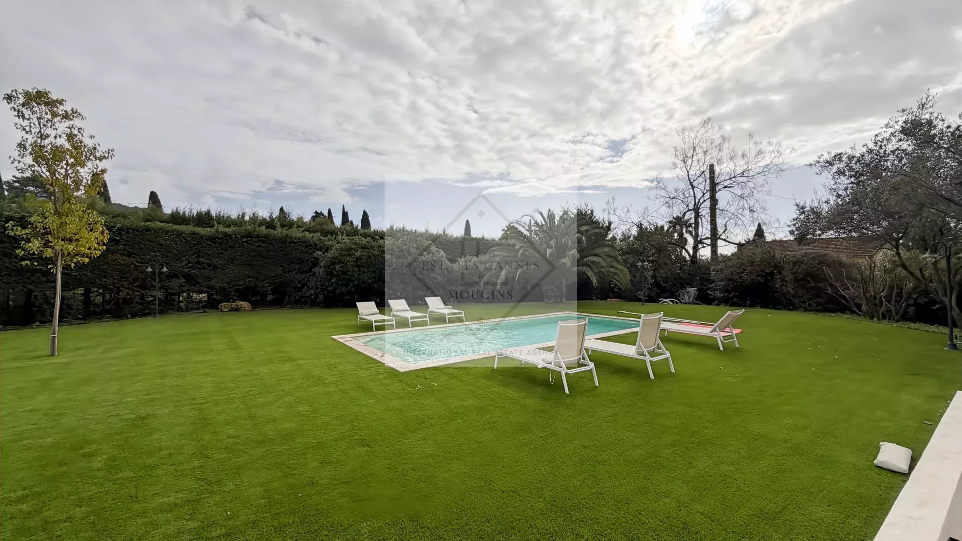 Charmante Maison Provençale Rénovée – Cœur de Mougins — photo 15