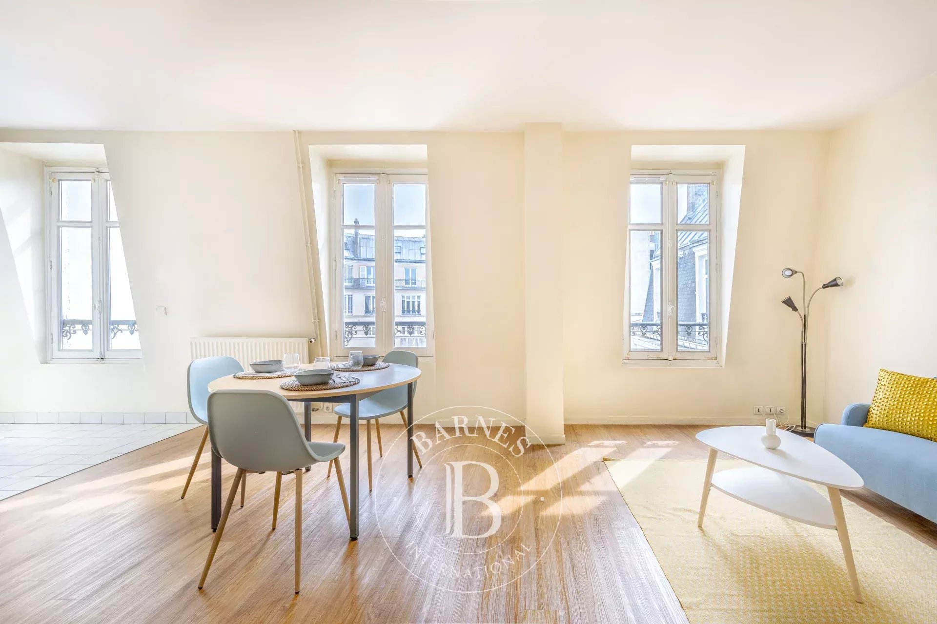 Apartment Paris 75008  -  ref 86947537 (picture 2)