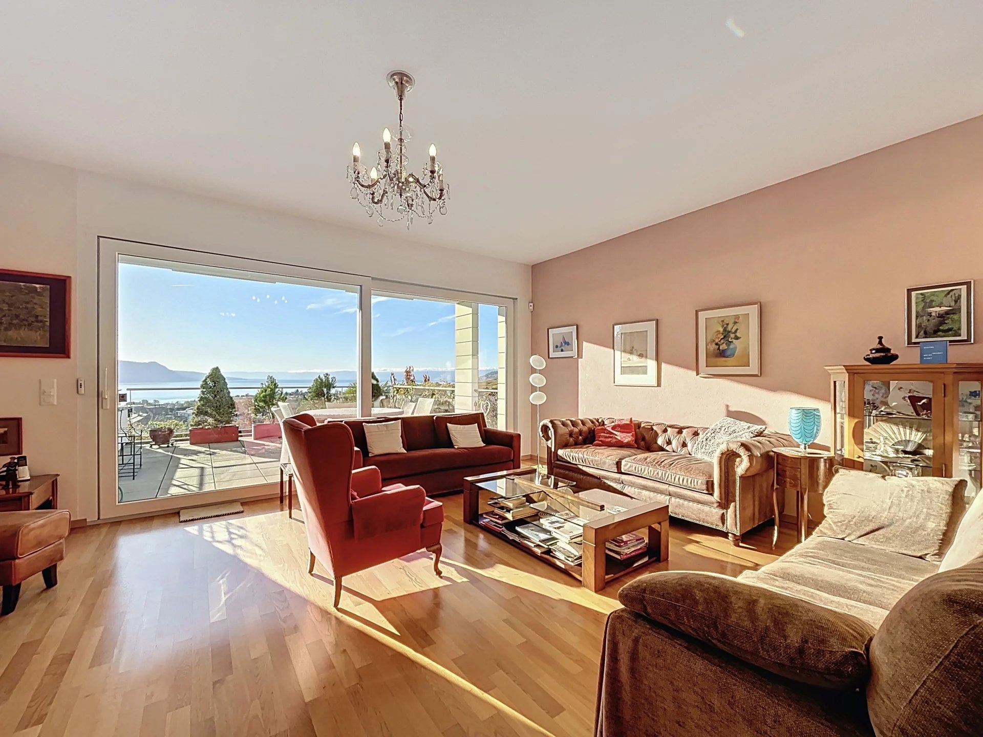 Villa familiale avec ascenseur et vue panoramique