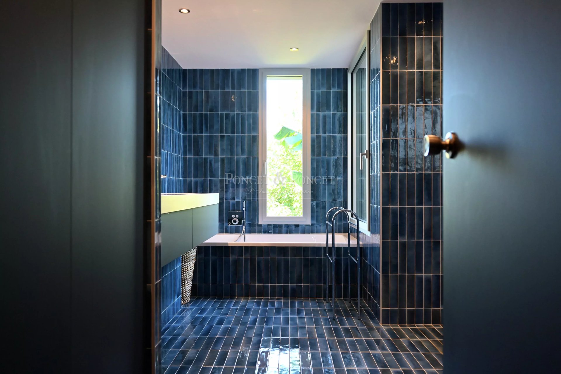 5 Bedroom Villa/Townhouse's Image 16