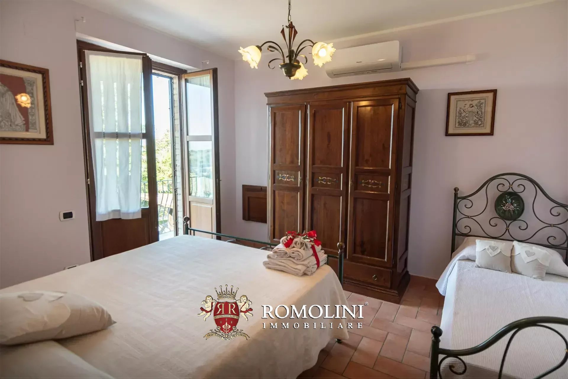 9 Bedroom Villa/Townhouse's Image 19