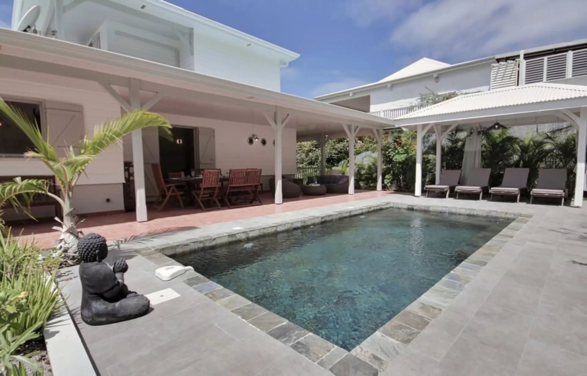 Martinique - Maison - Location saisonnière - 10 Personnes - 5 Chambres - Piscine.