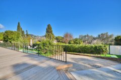 Vallauris near Cannes, beautiful fully renovated villa — photo 6 of 7