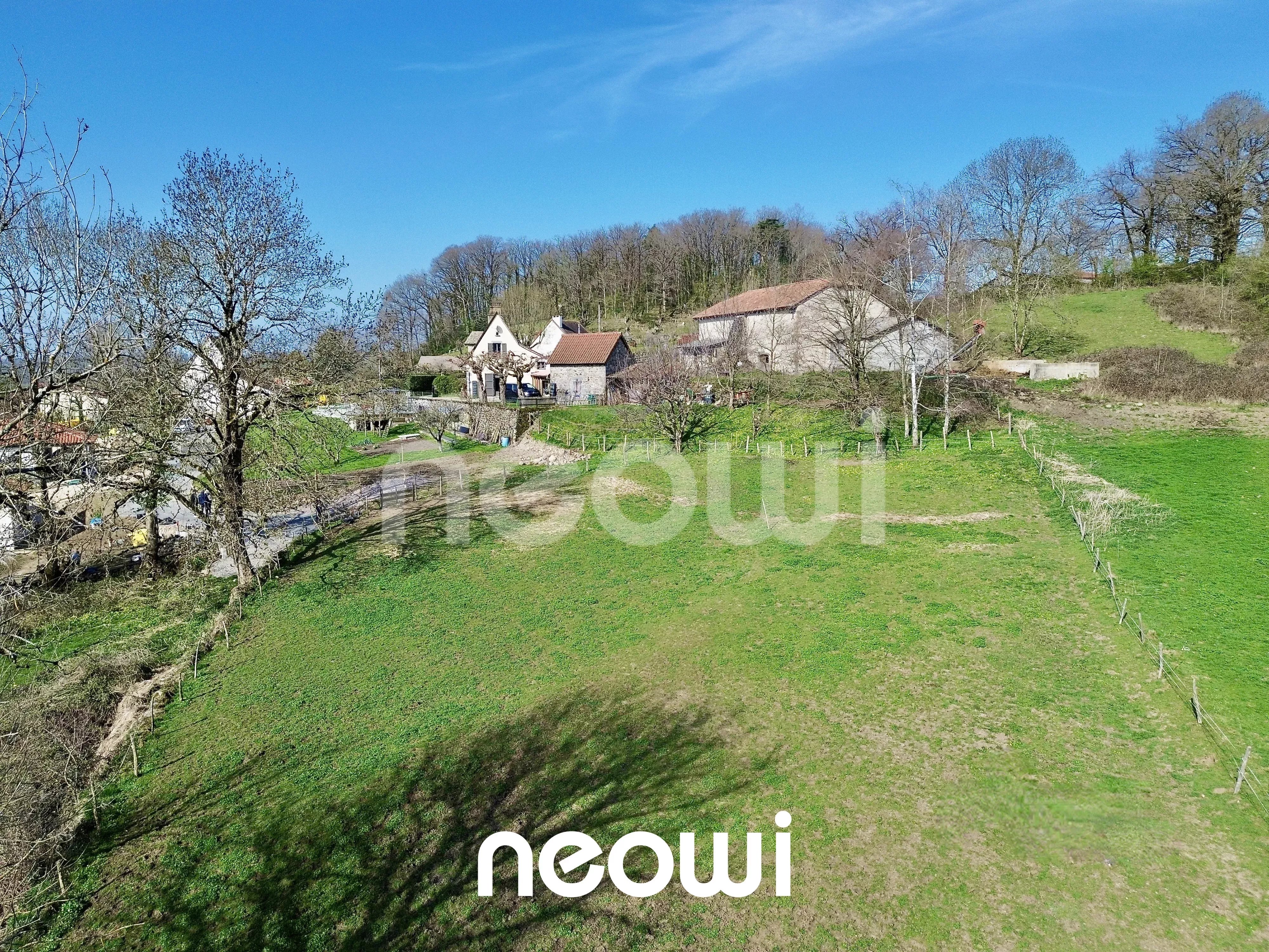 REILHAC - TERRAIN à CONTRUIRE