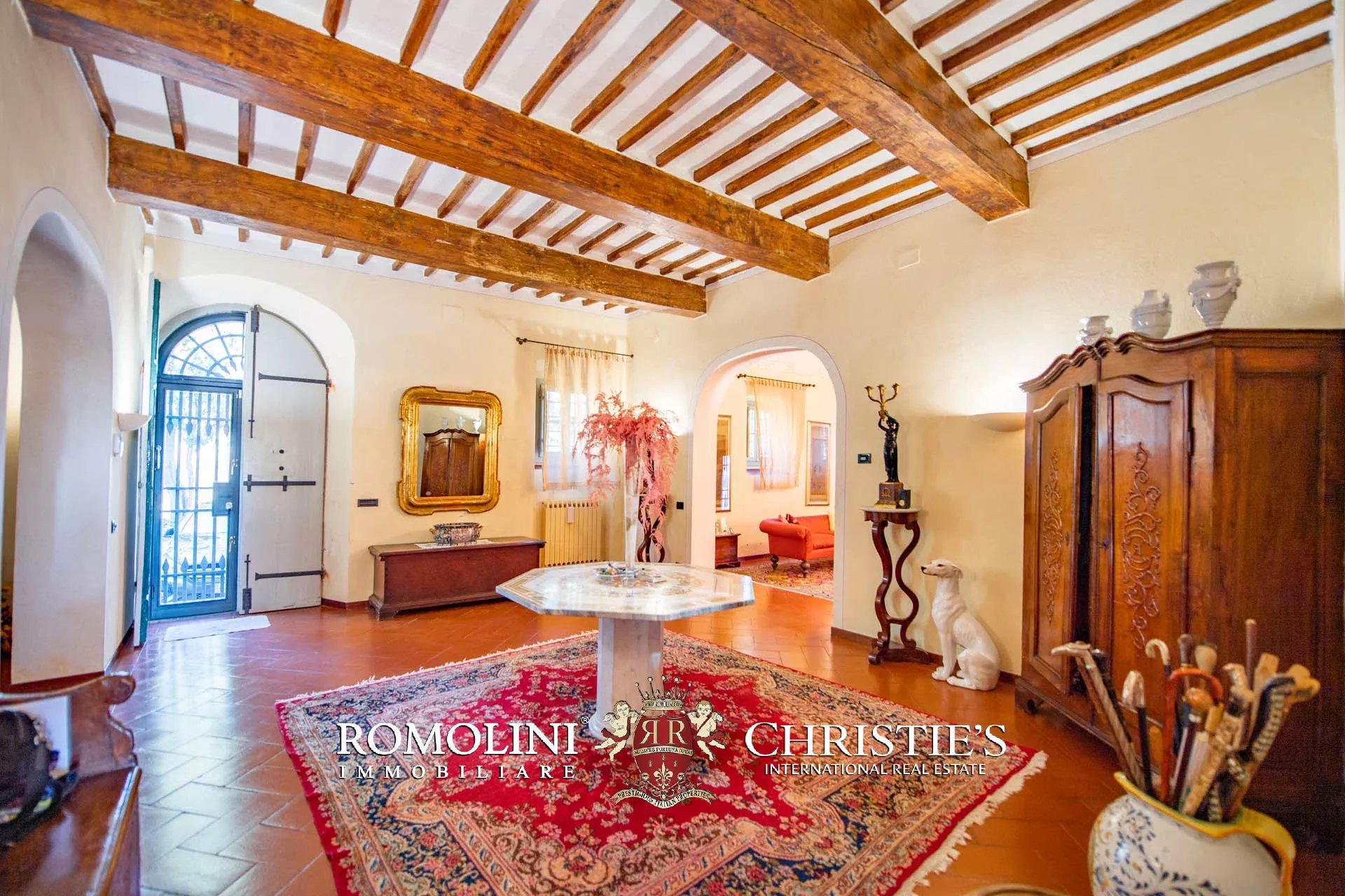9 Bedroom Chateau's Image 37
