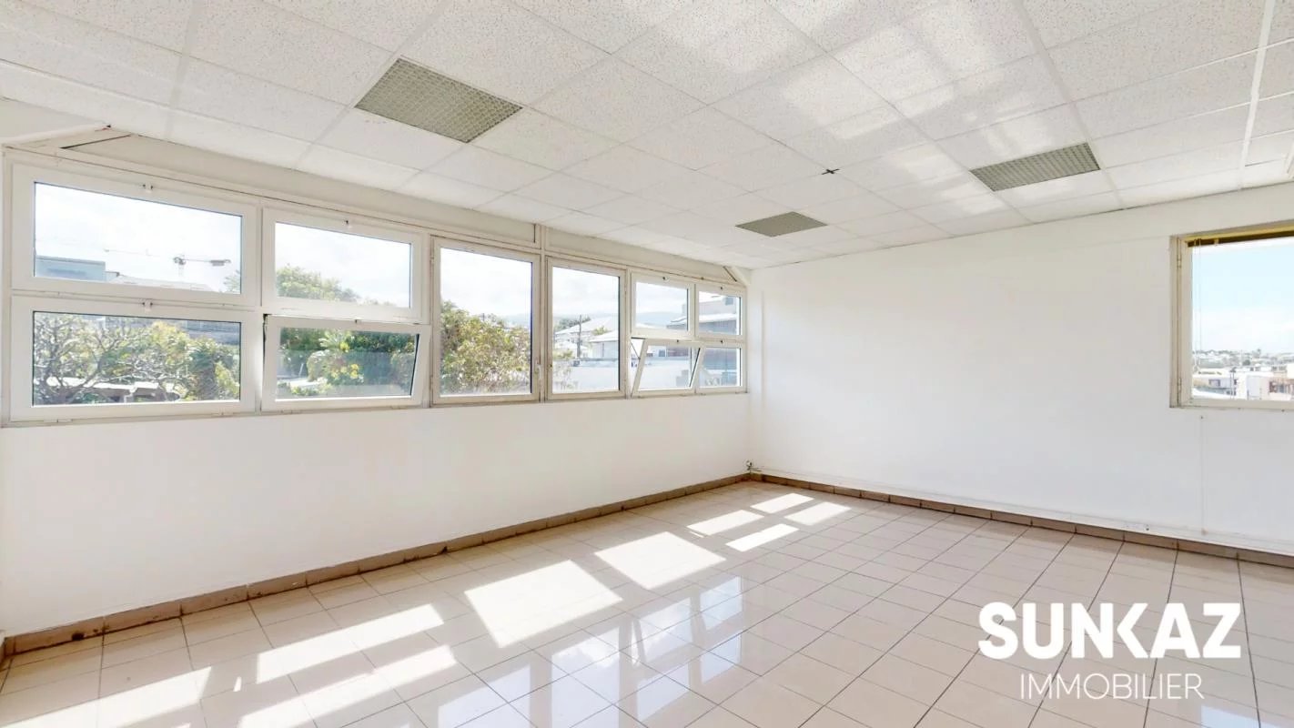 Location Commerce Saint-Pierre