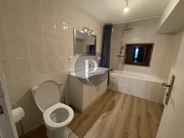 location-maison-4-pieces-verrieres-le-buisson-83876641