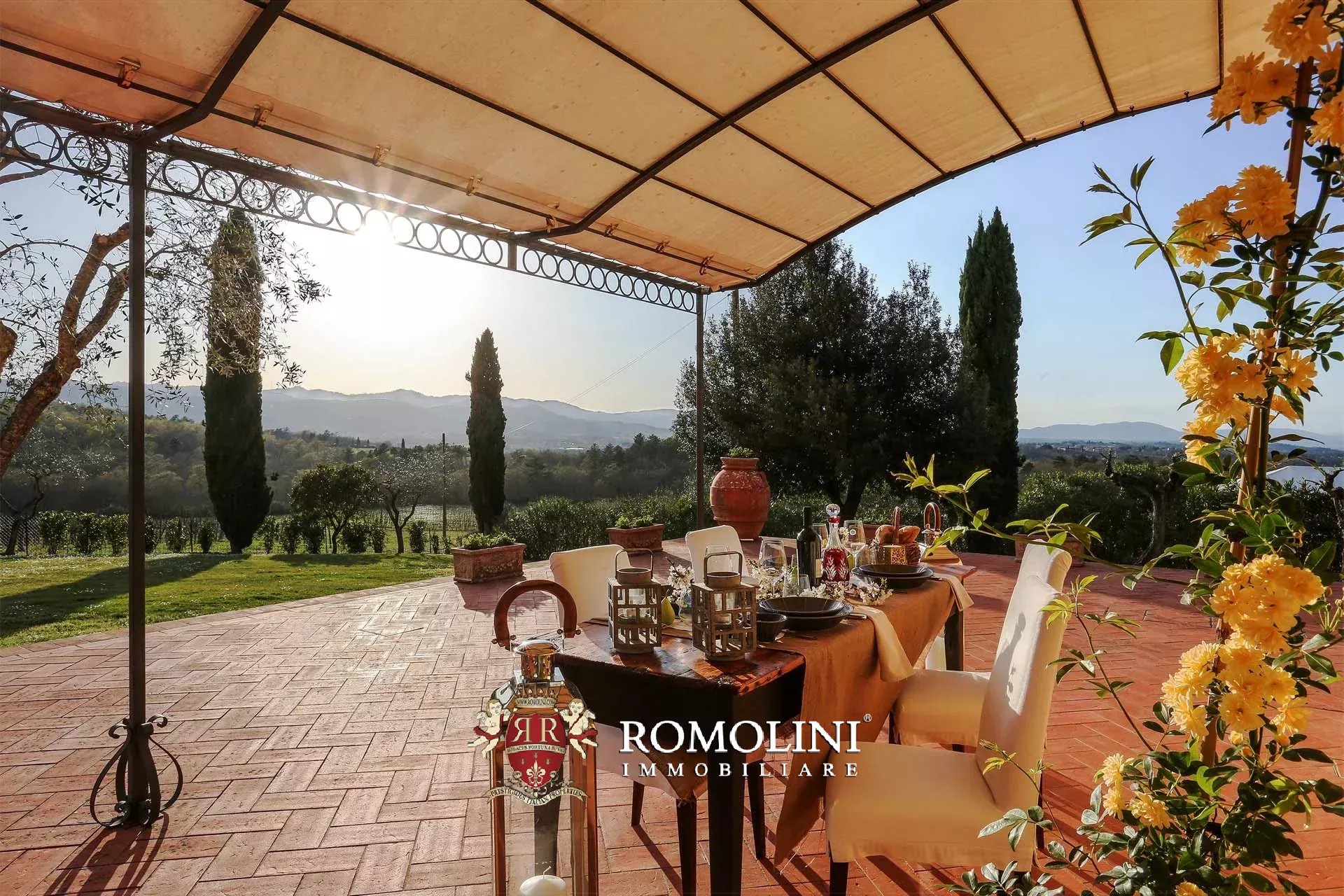 25 Bedroom Vineyard's Image 105