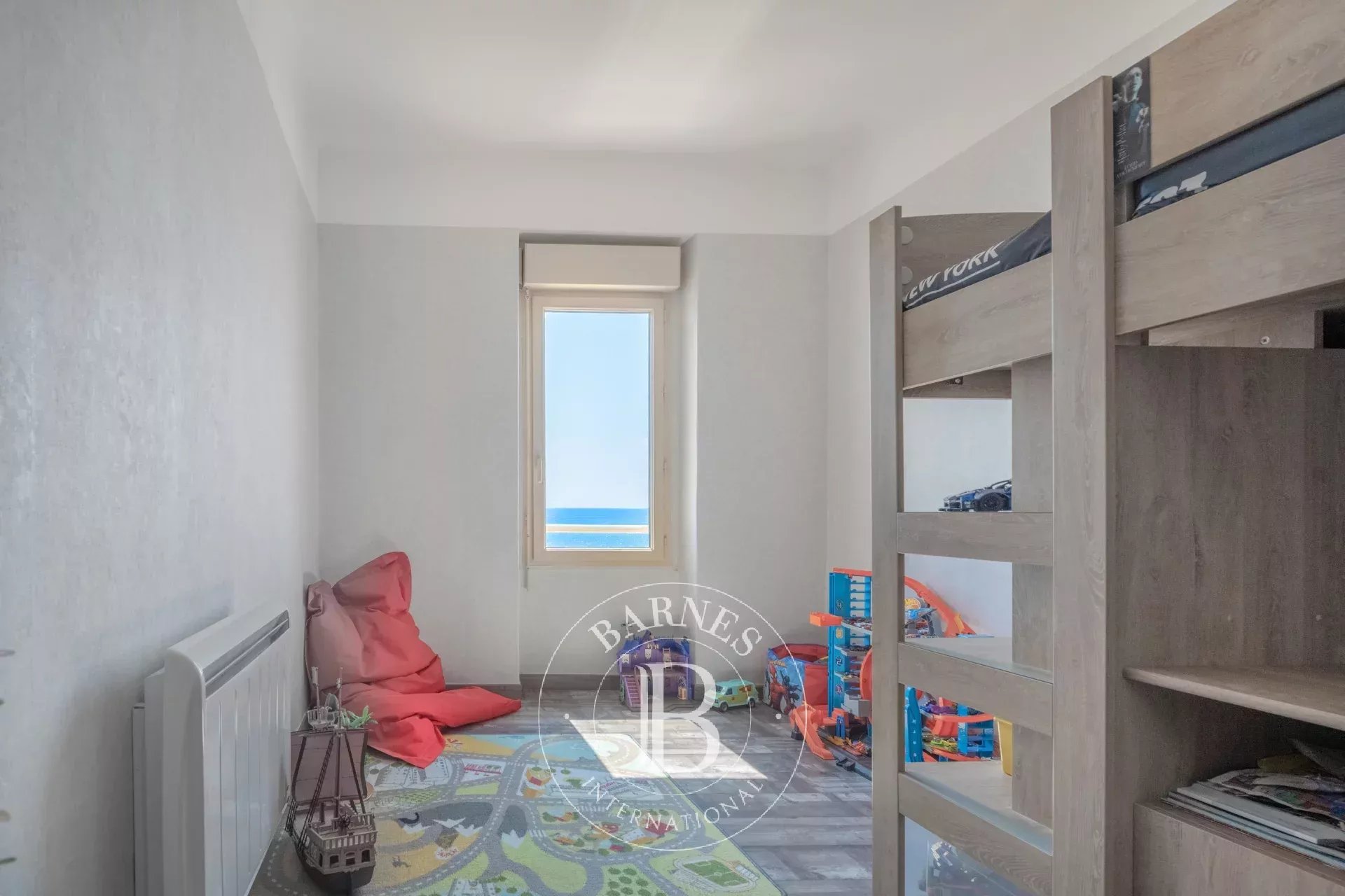 Ev Marseille 7ème - picture 17