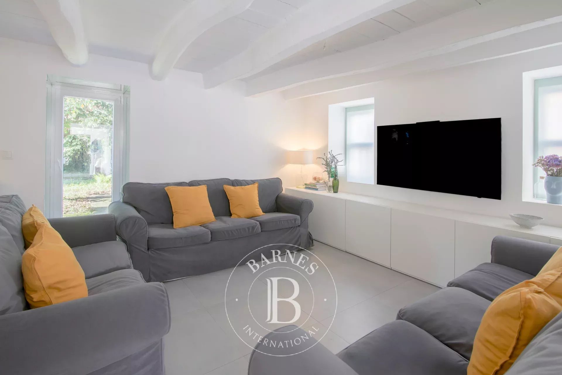 Villa with garden and pool