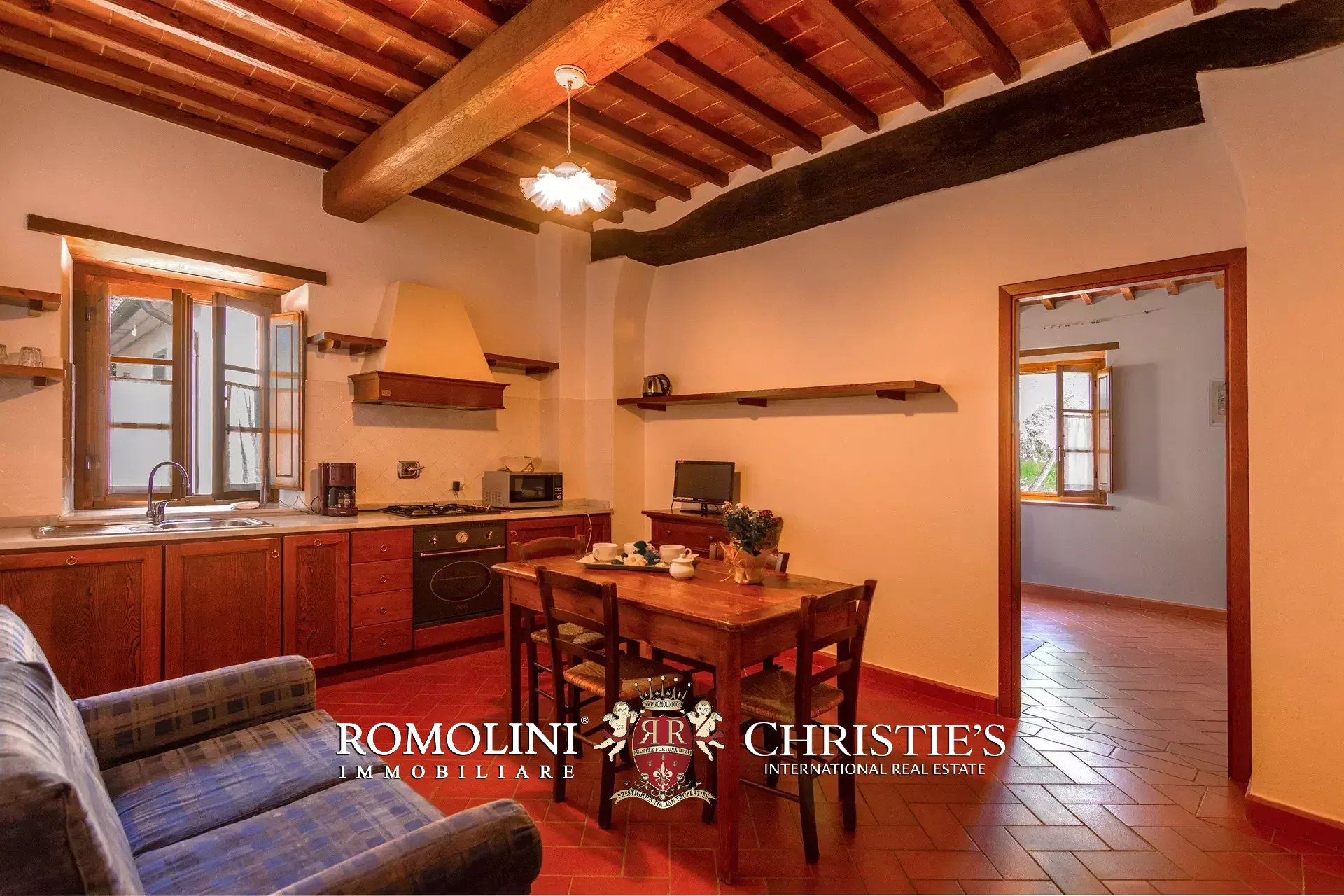8 Bedroom Villa/Townhouse's Image 67