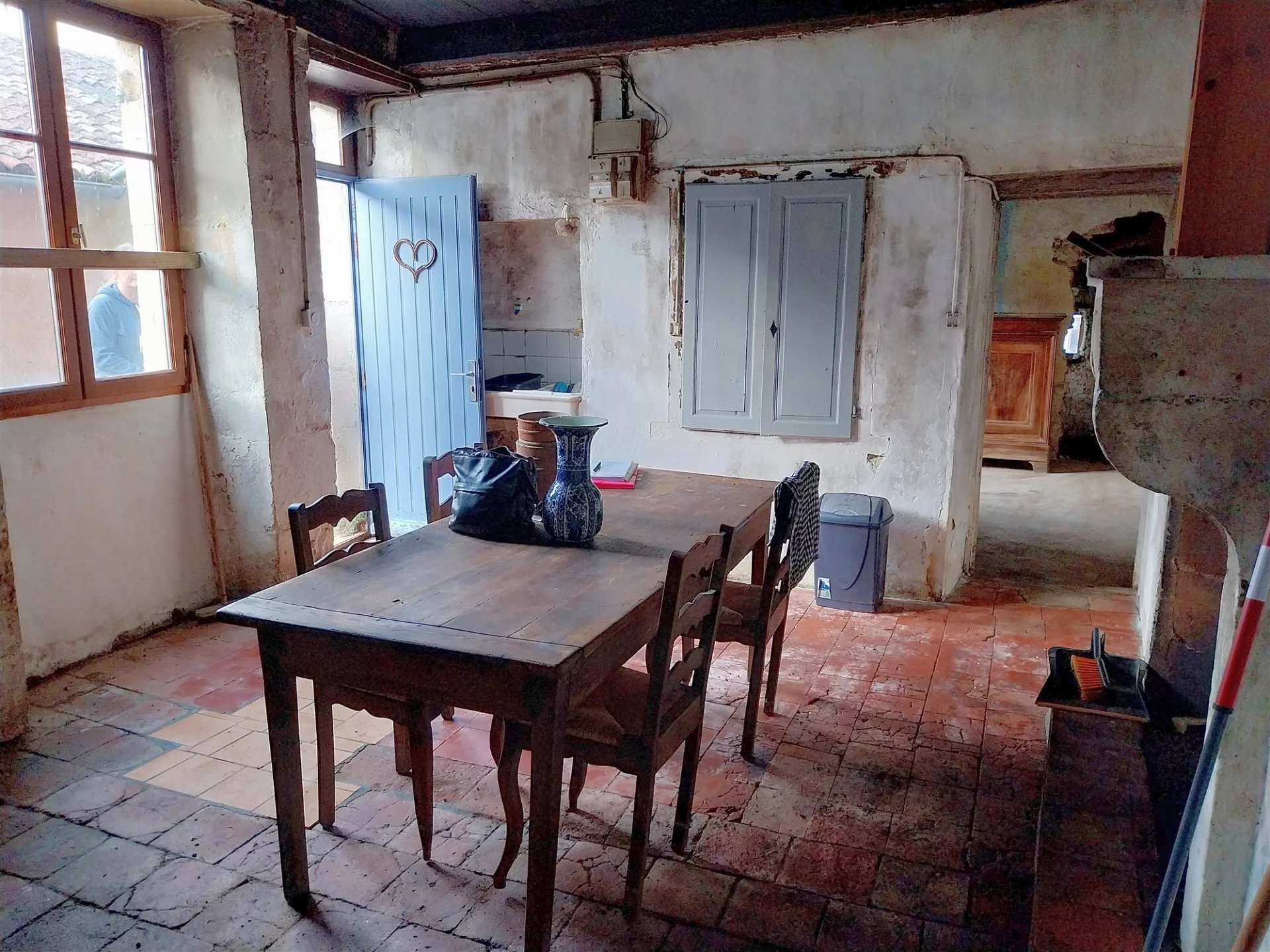 Maison à restaurer à vendre à Saint Savin 86 - Photo 3