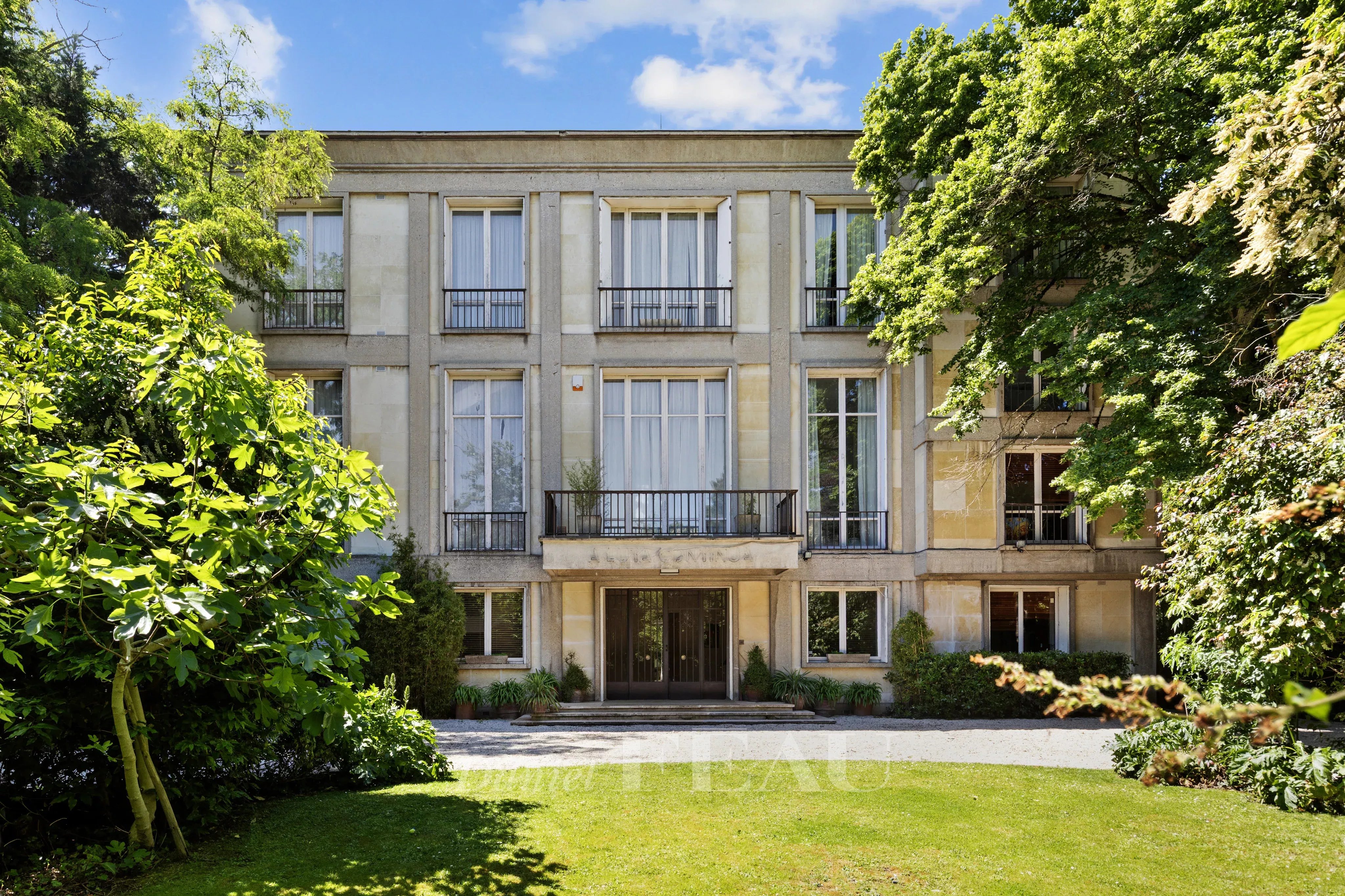 Vente Hôtel particulier Garches