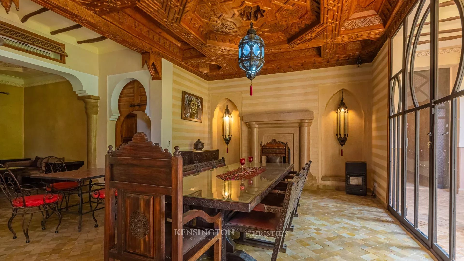 10 Bedroom Villa/Townhouse's Image 9