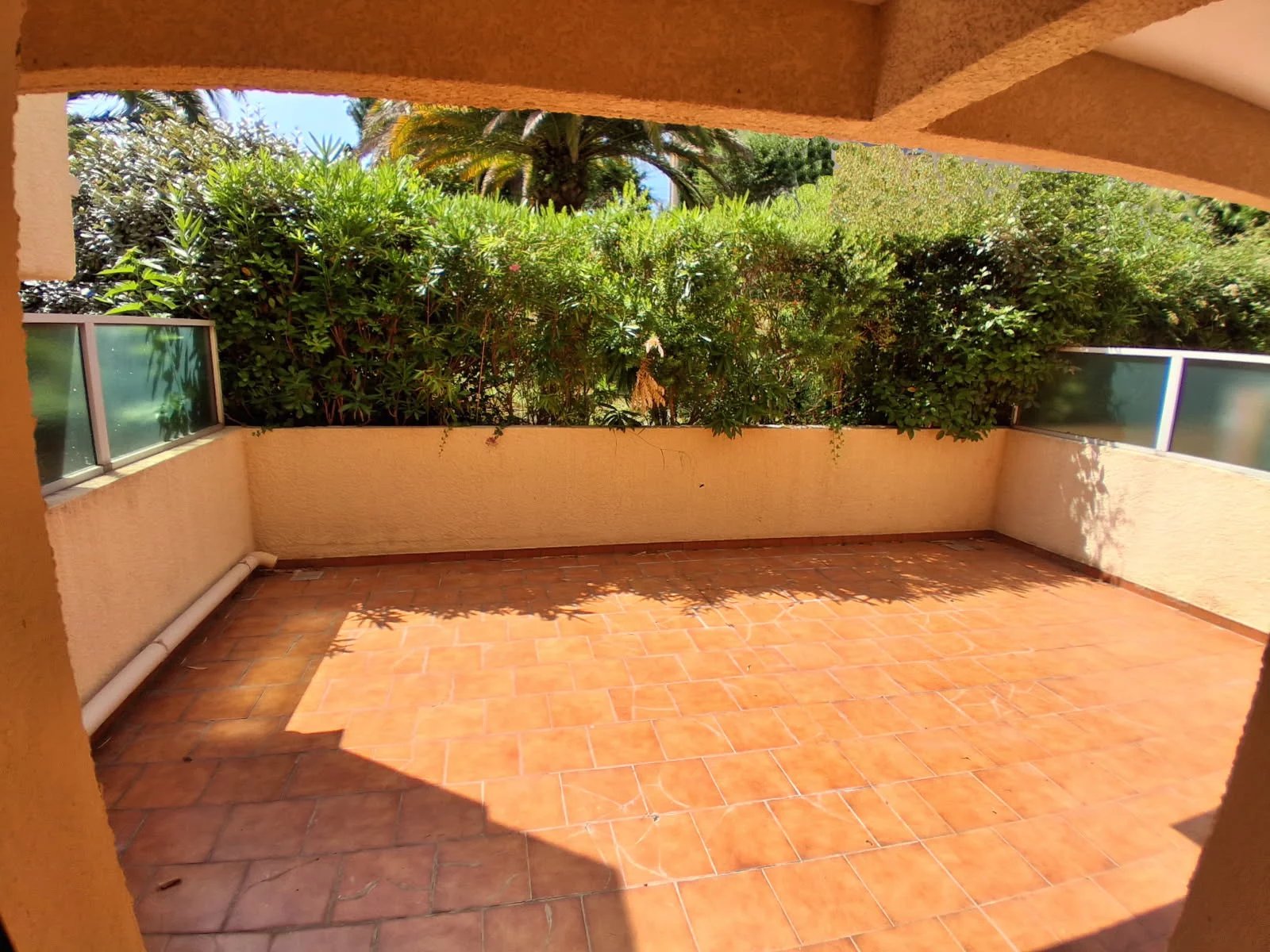 CAP BRUN - T2 avec terrasse de 30m2