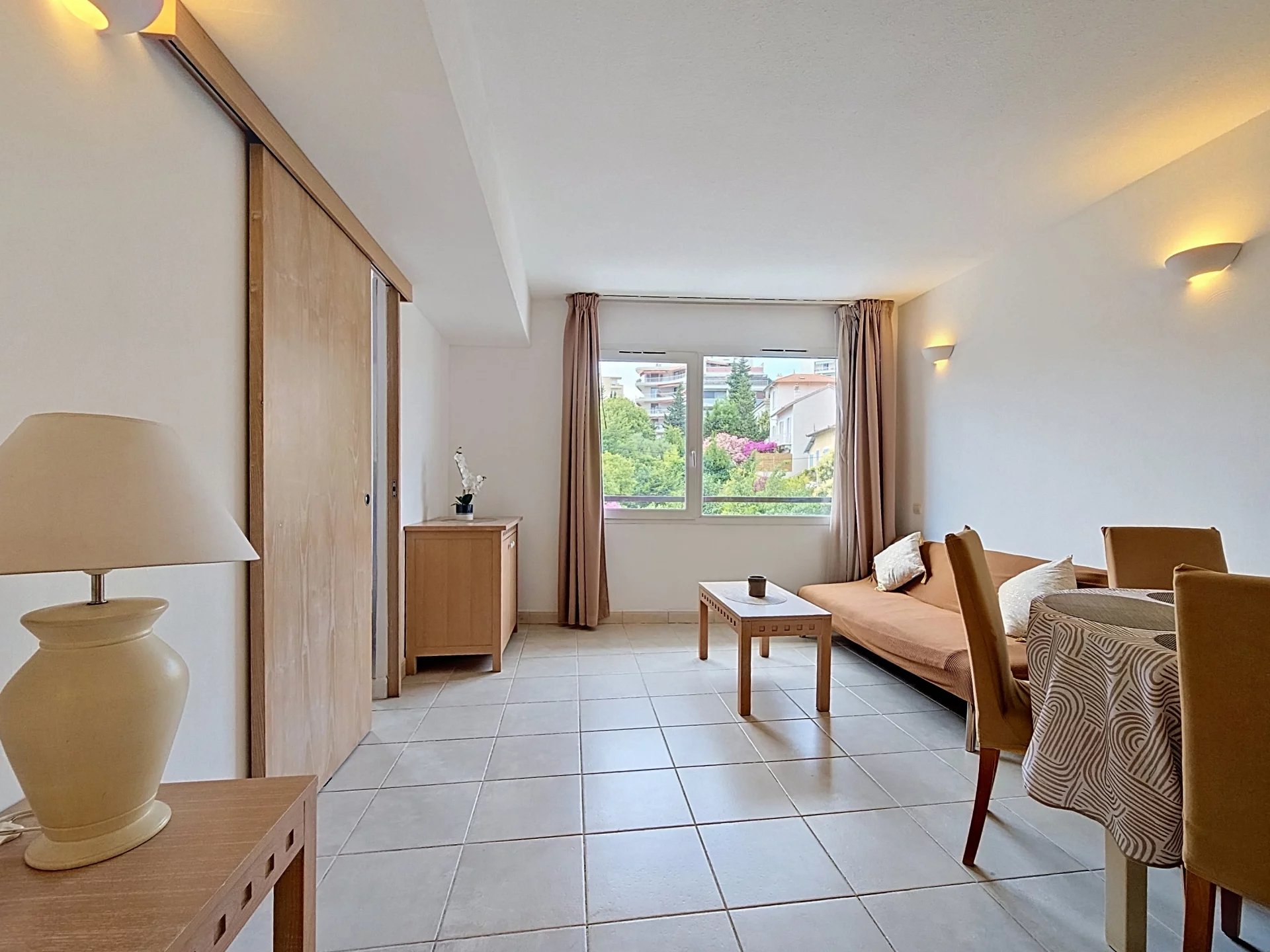 Agence immobilière de AZUR ACT IMMOBILIER