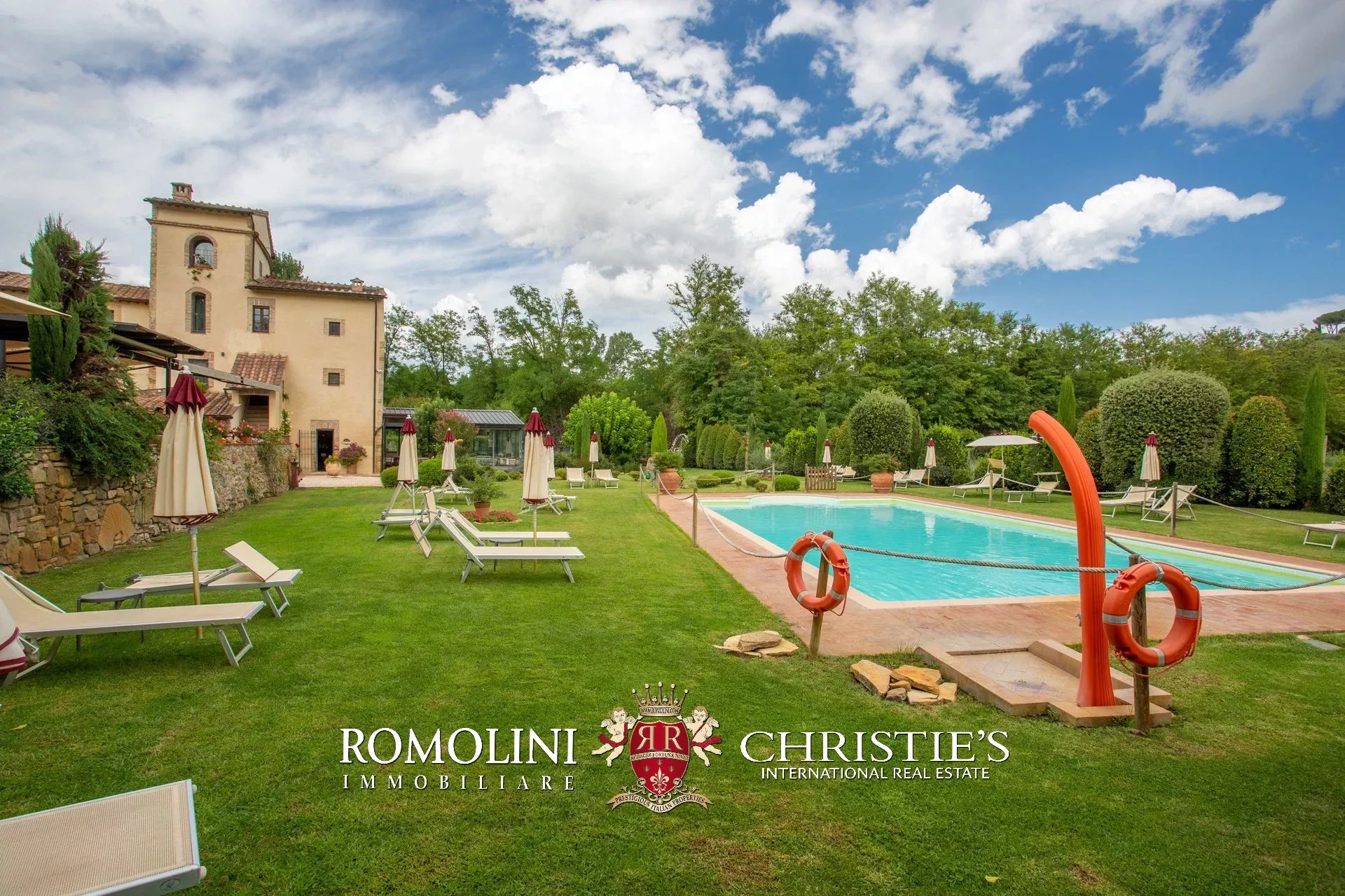 16 Bedroom Villa/Townhouse's Image 39