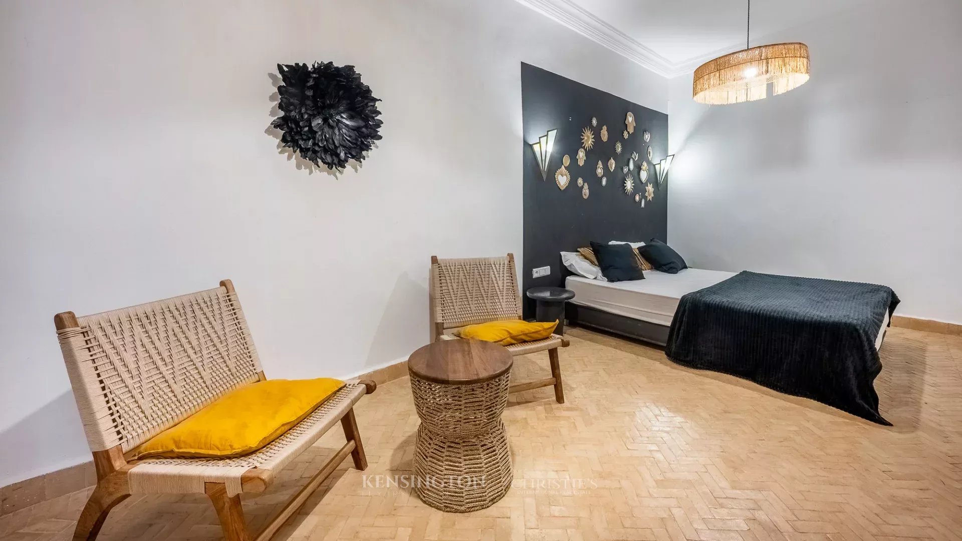 5 Bedroom Villa/Townhouse's Image 4