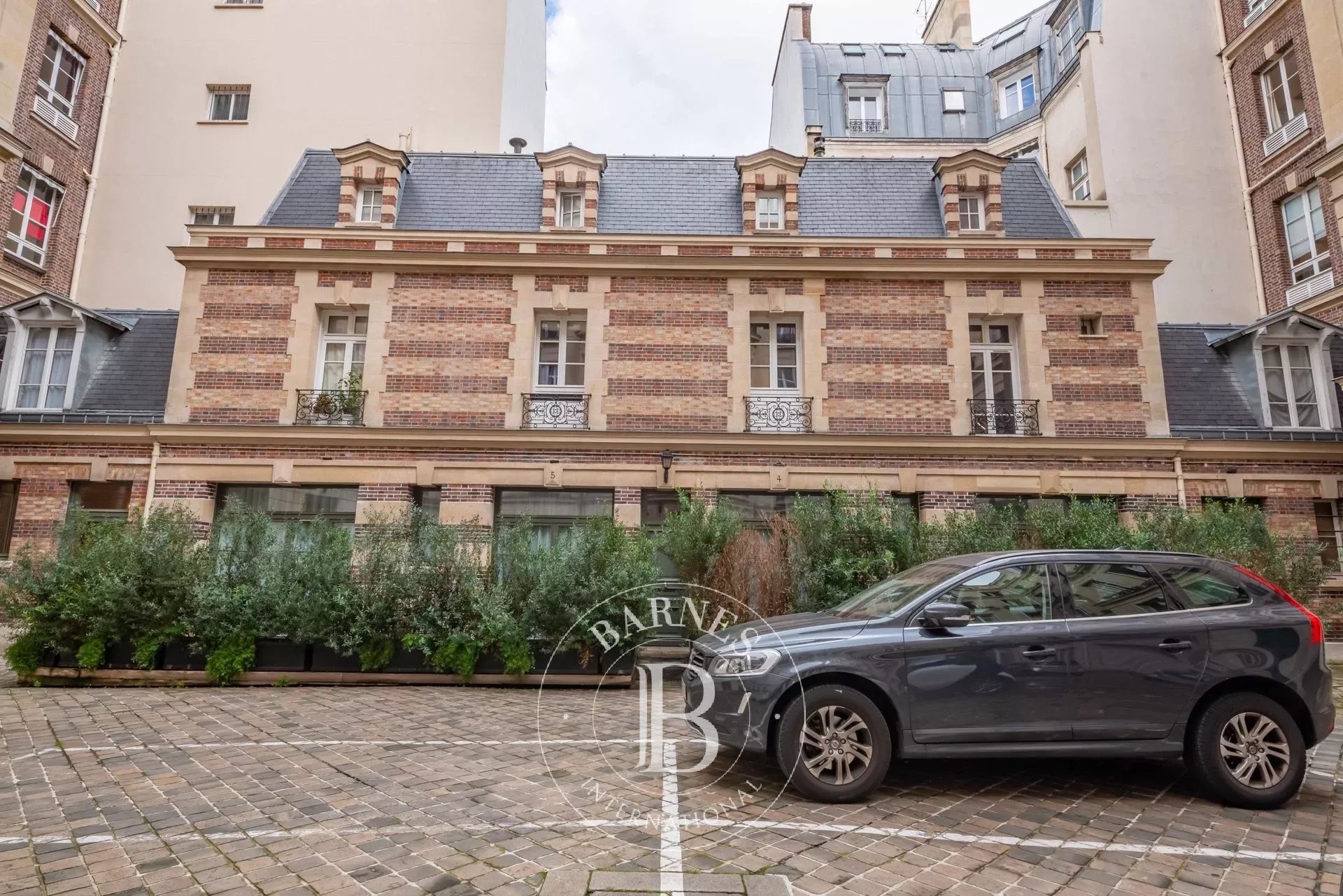 Daire Paris 8ème - picture 6