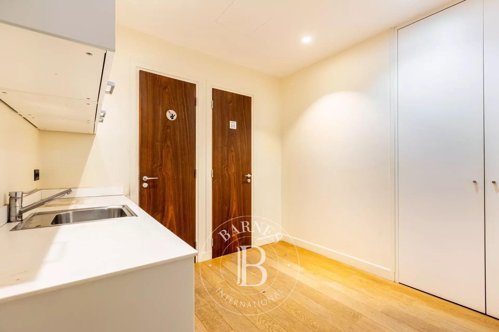 Daire Paris 8ème - picture 7