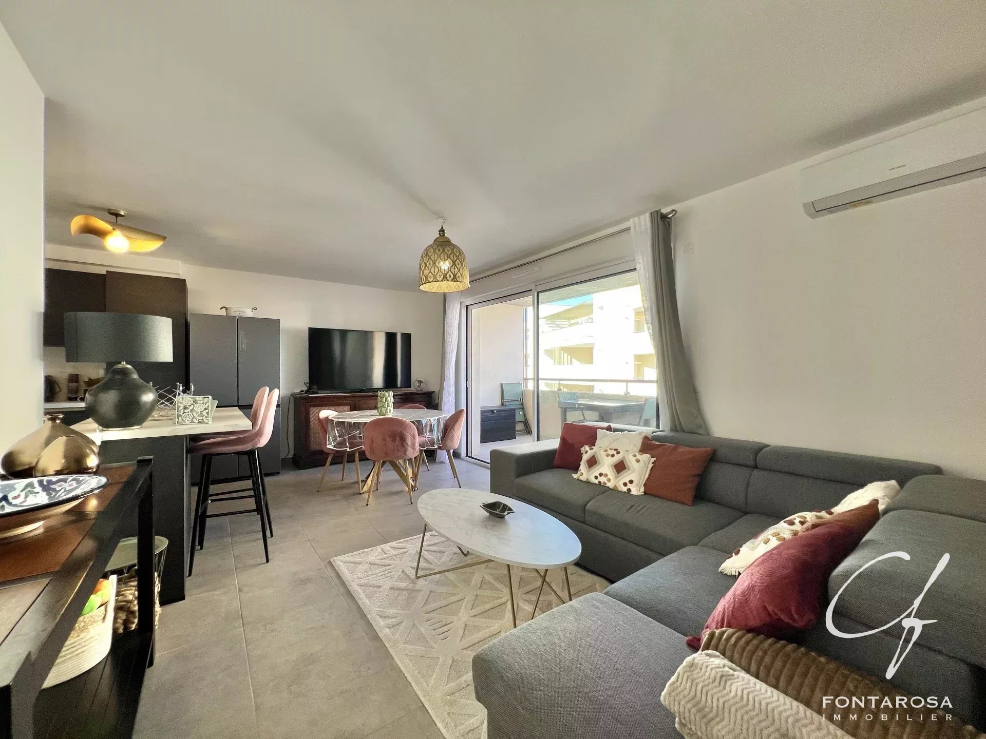 Agence immobilière de 