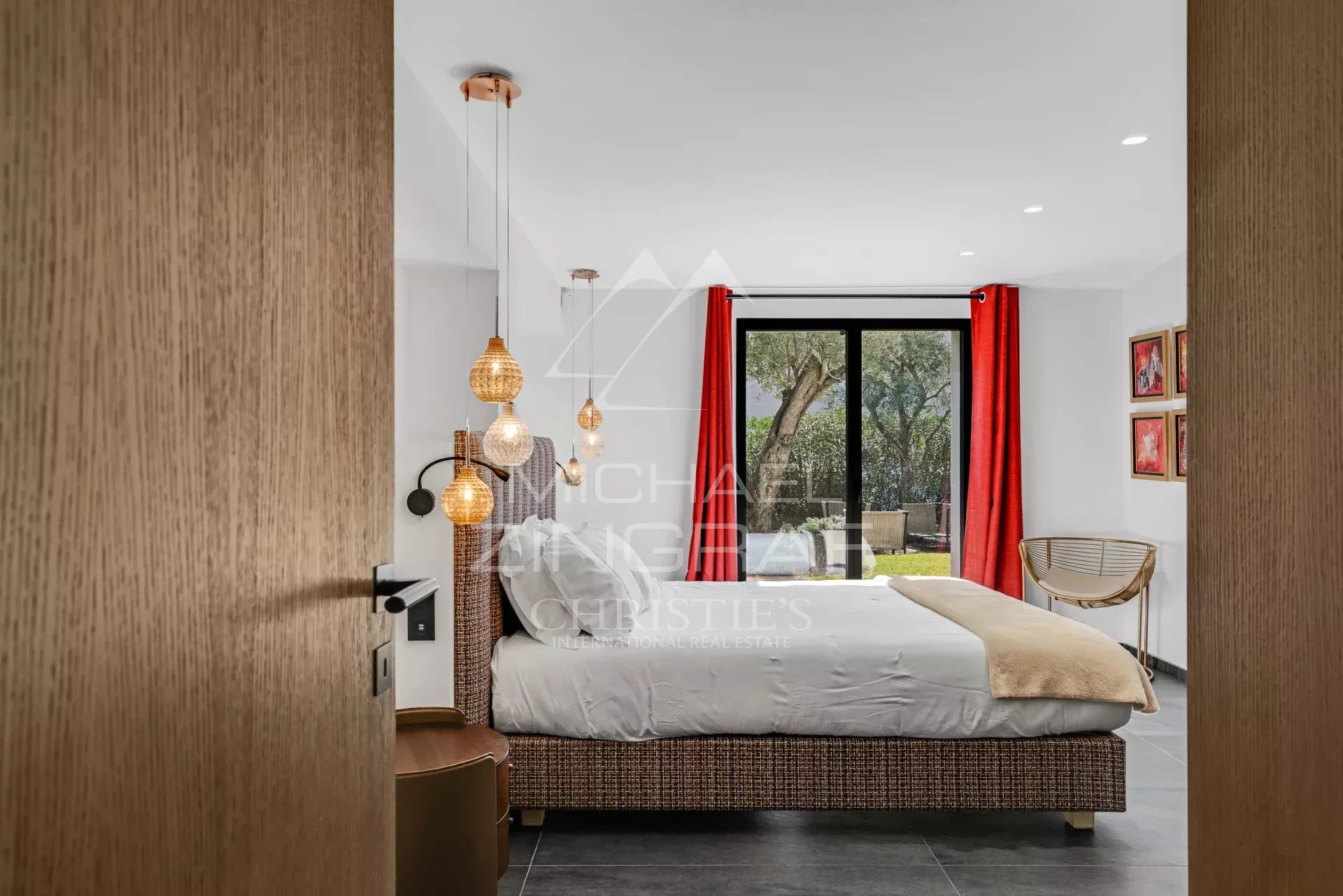 5 Bedroom Villa/Townhouse's Image 12