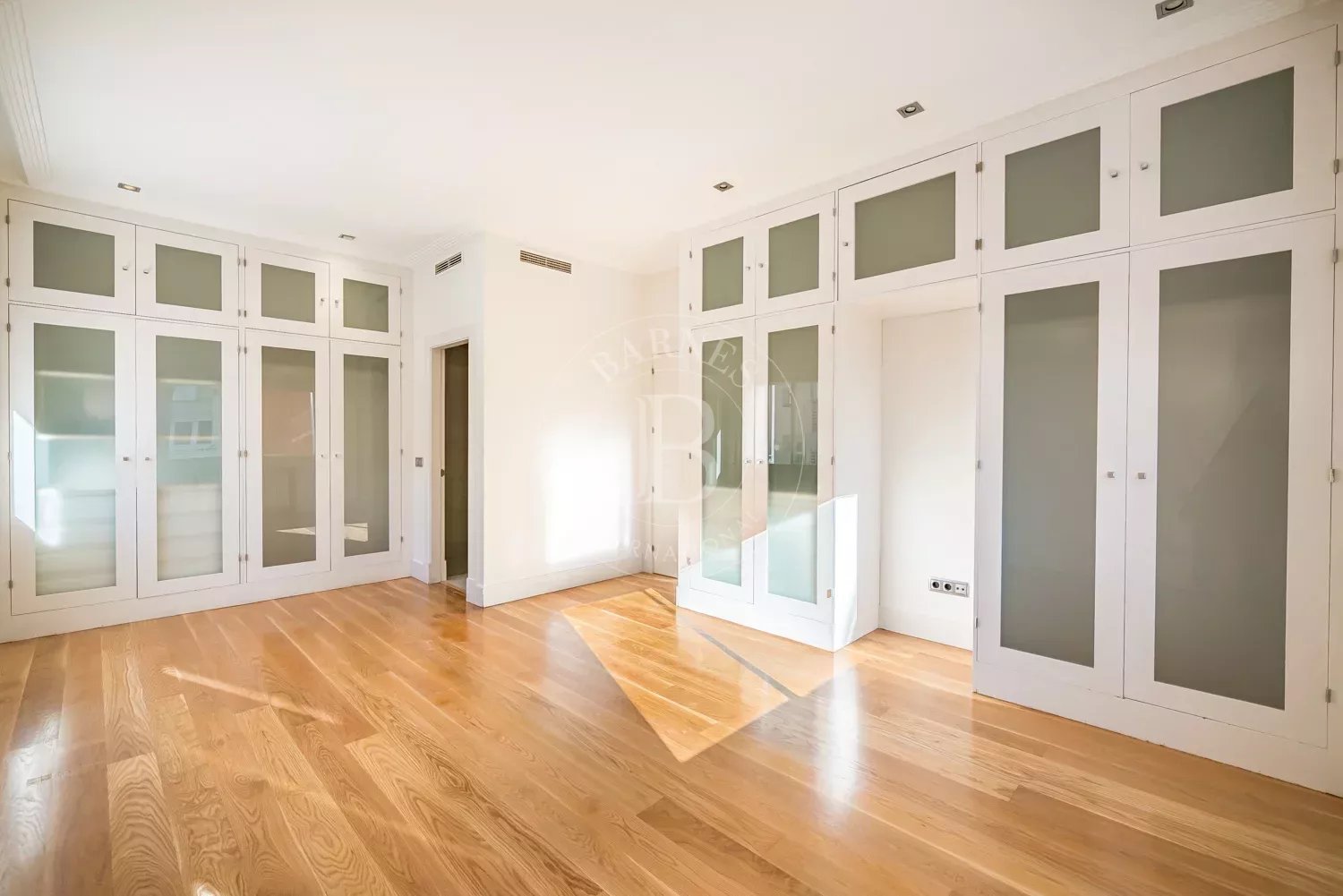 Daire Madrid - picture 13