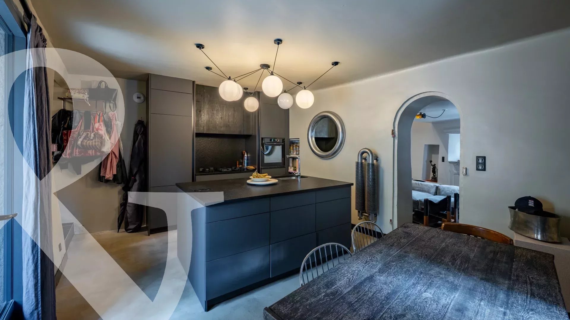 MAISON DE VILLAGE EN PIERRE