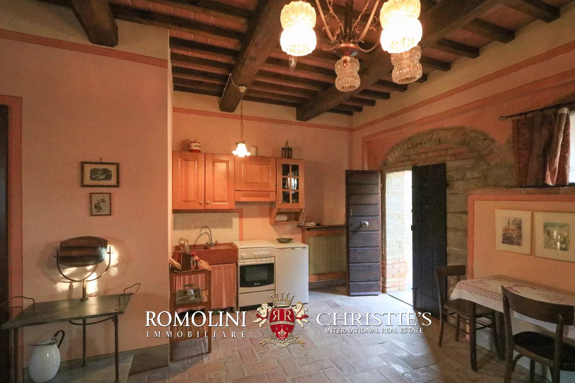 6 Bedroom Villa/Townhouse's Image 76