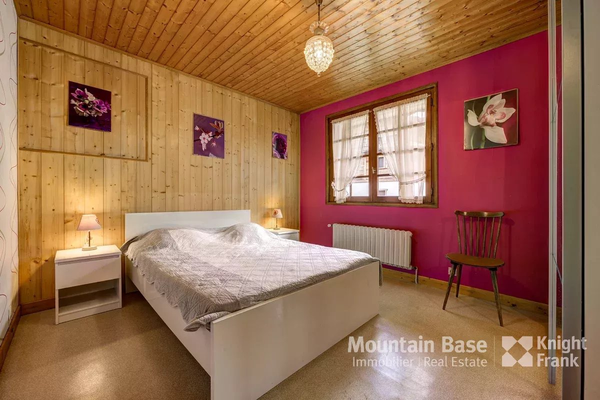 Photo of Large, detached chalet in prime central Morzine