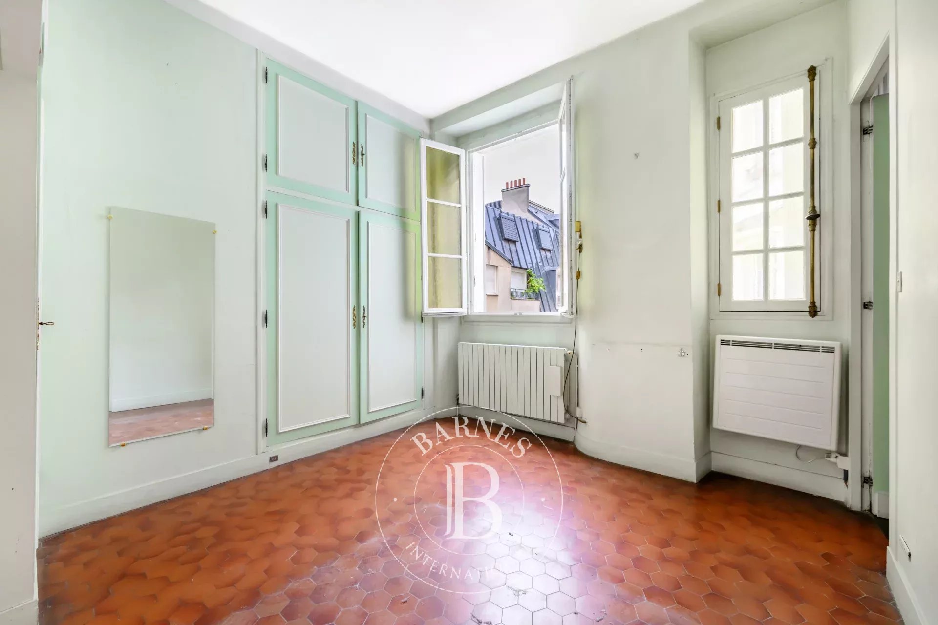 Daire Paris 3ème - picture 10