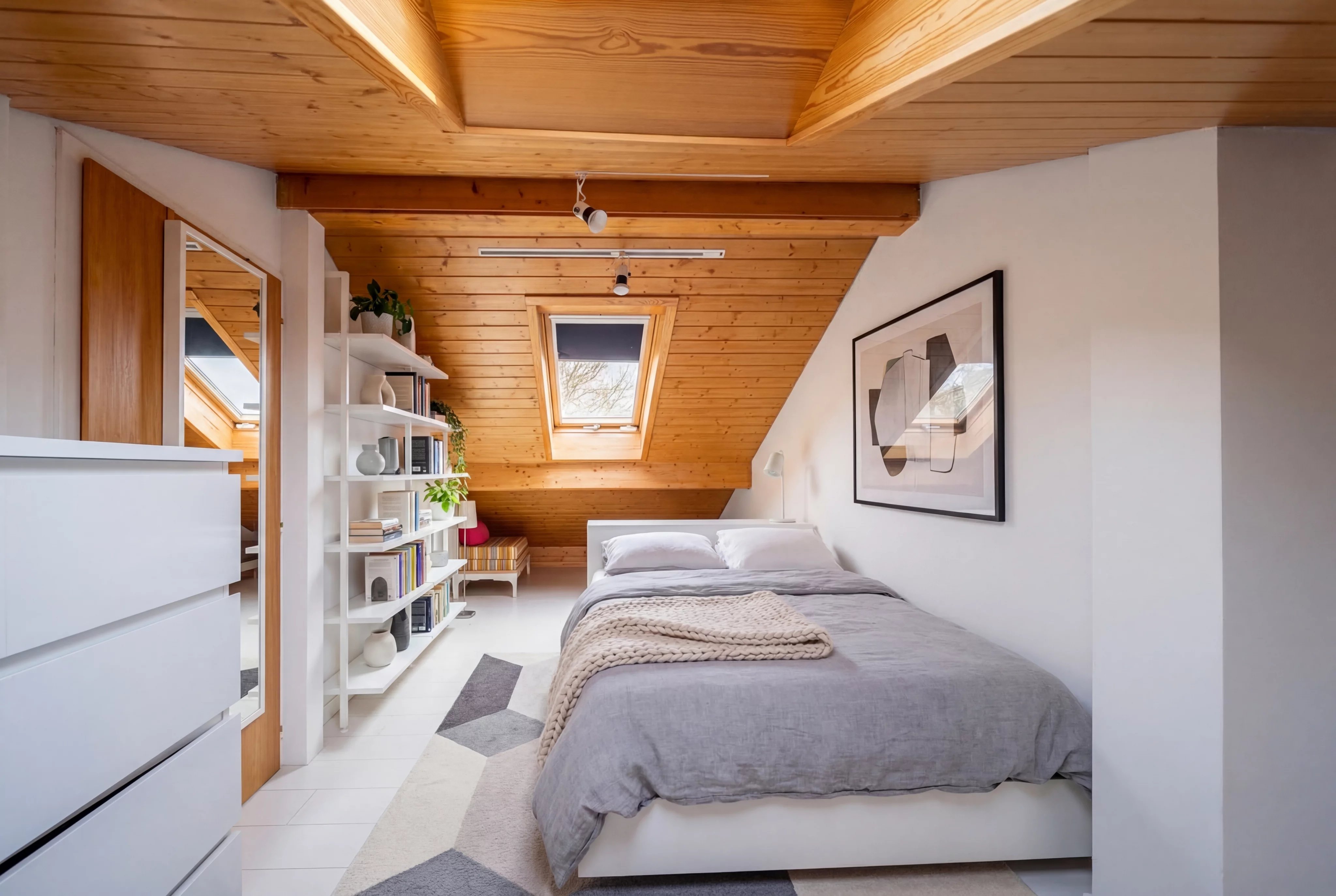 Villa de 330 m2 avec piscine et beau terrain