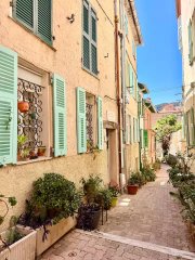 Charming Furnished Apartment with Sea View in Villefranche-sur-Mer — photo 3 of 7