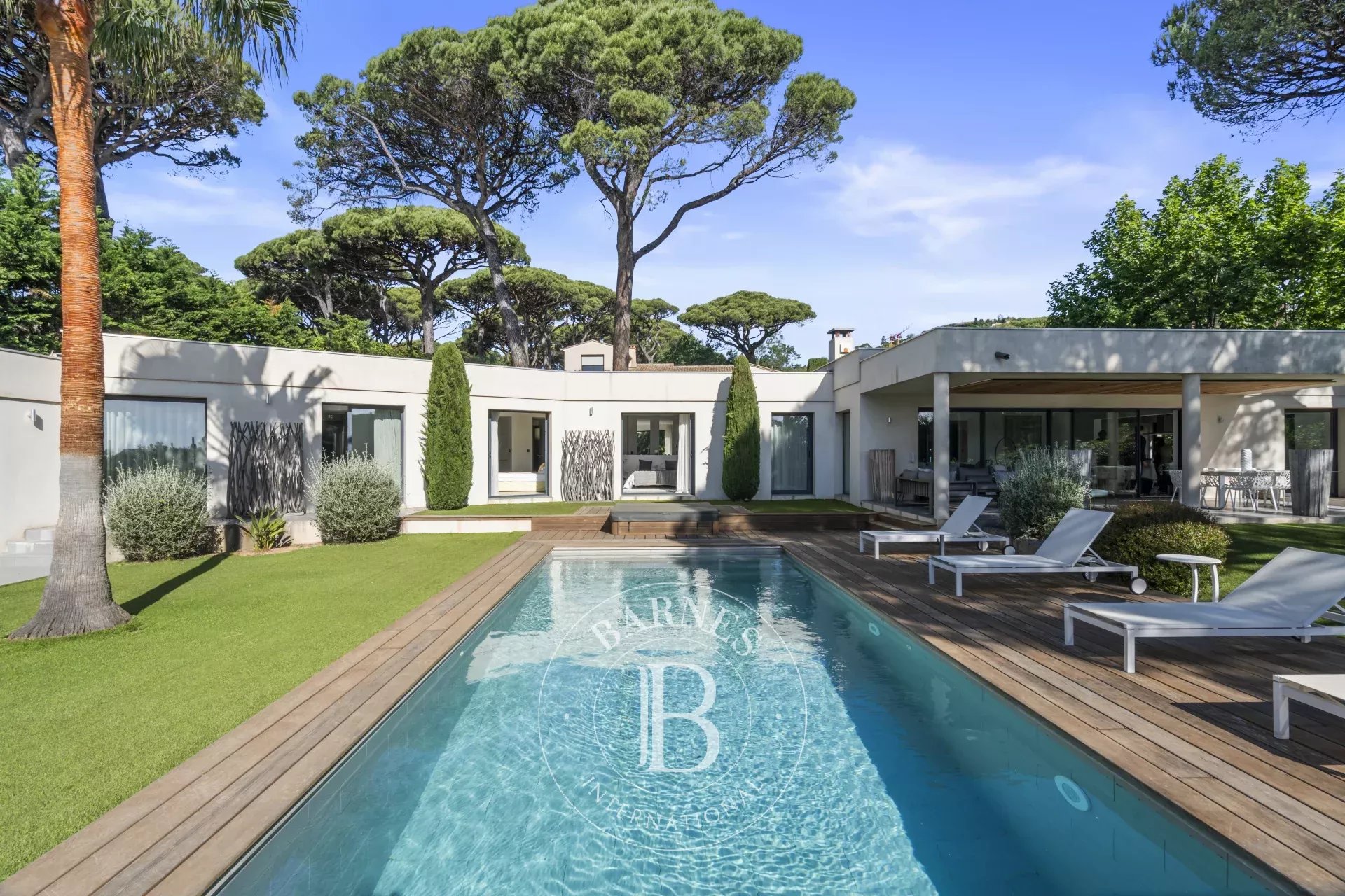 Villa Grimaud  -  ref 85505995 (picture 2)