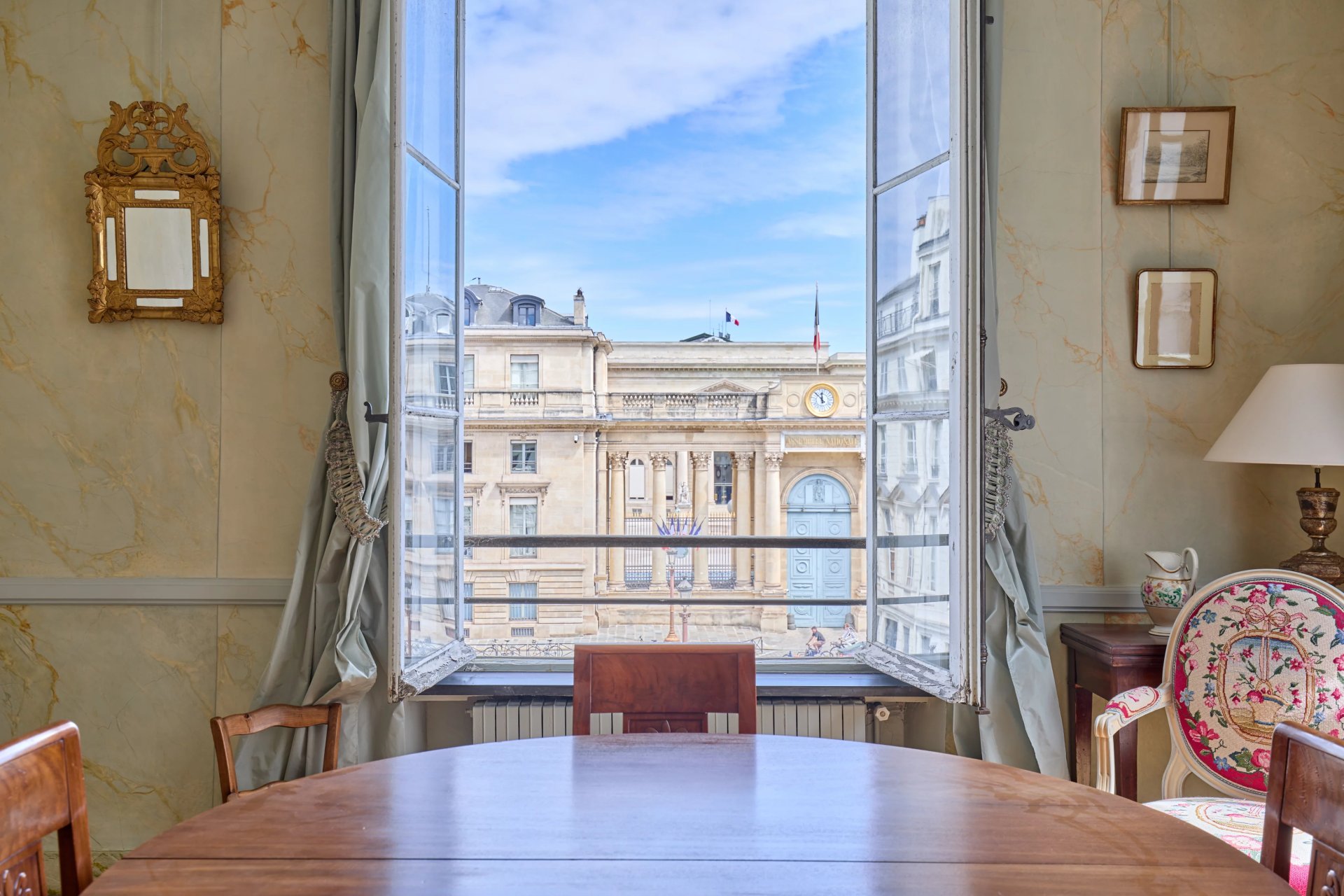 2 Bedroom Apartment/Flat's Image 3