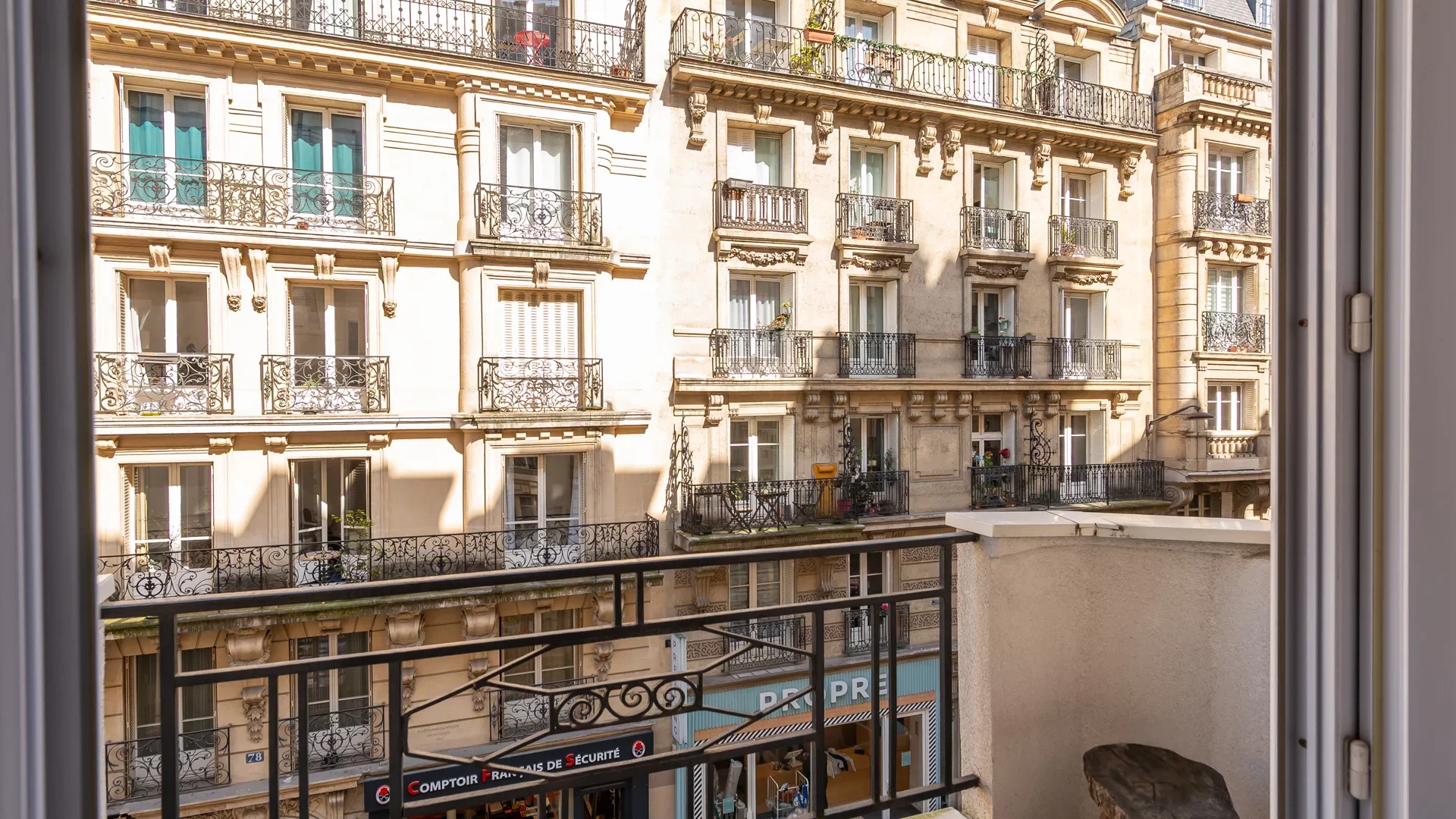 Paris 18e - LAMARCK-CAULAINCOURT