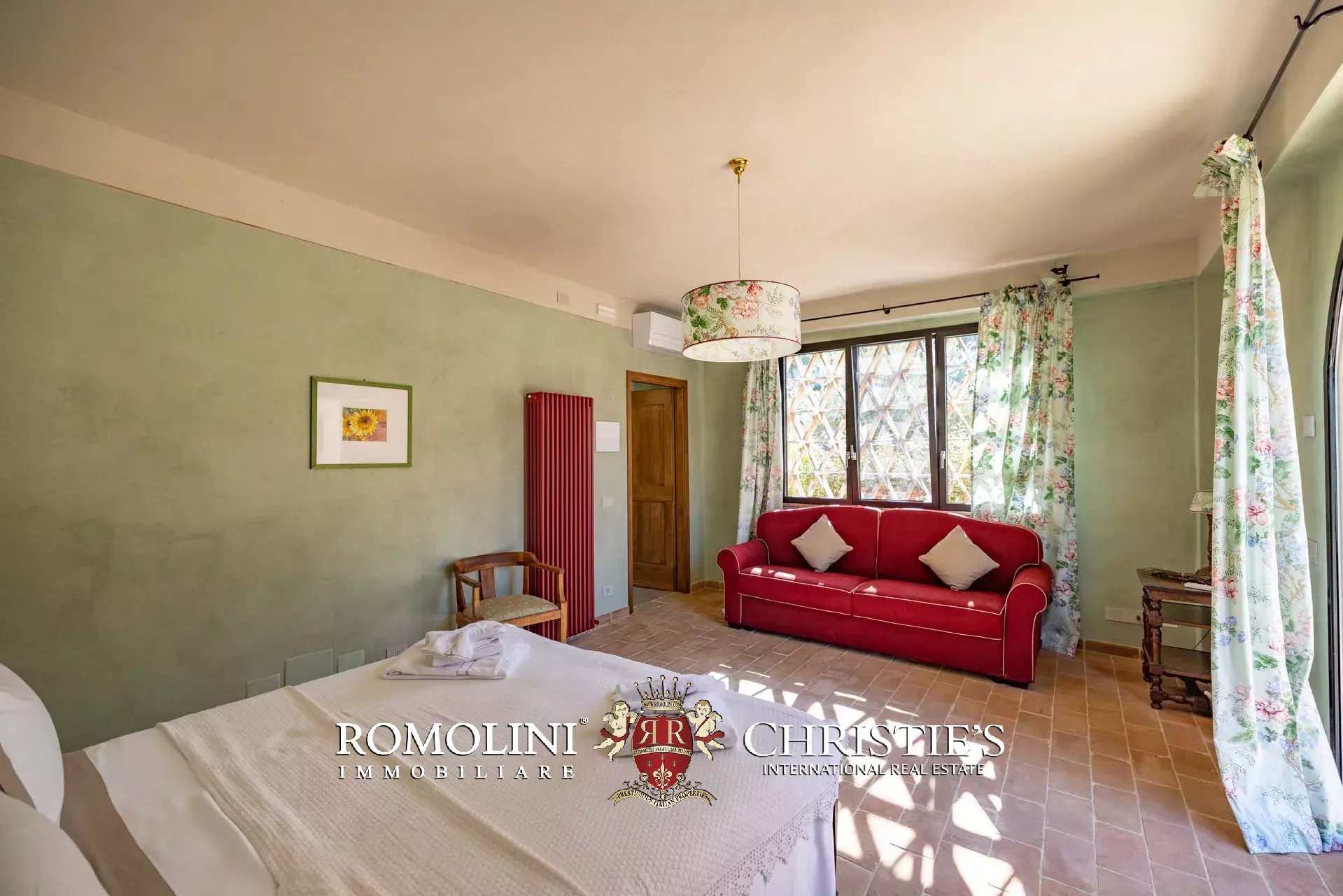 13 Bedroom Villa/Townhouse's Image 103