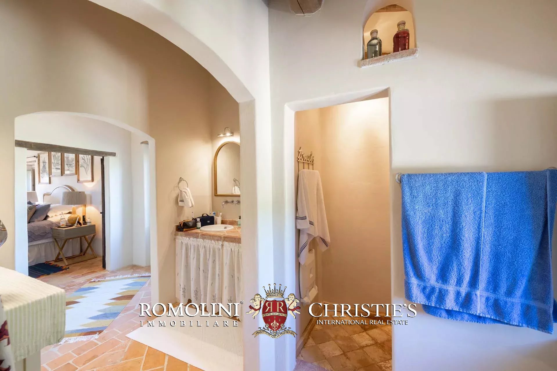 4 Bedroom Villa/Townhouse's Image 54