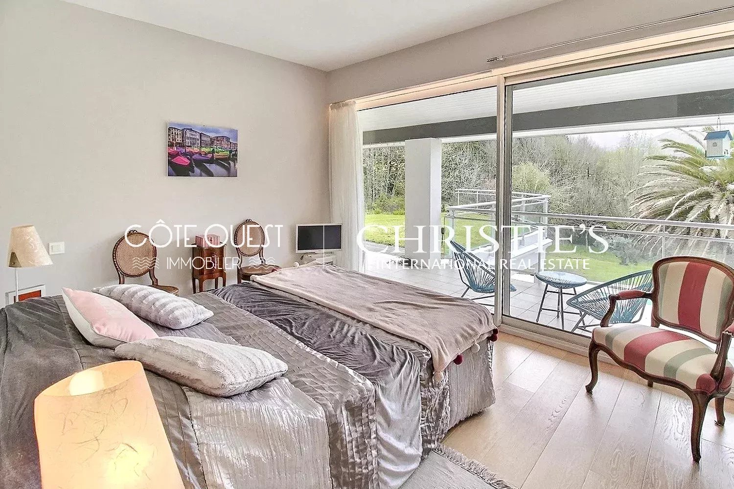 4 Bedroom Villa/Townhouse's Image 3