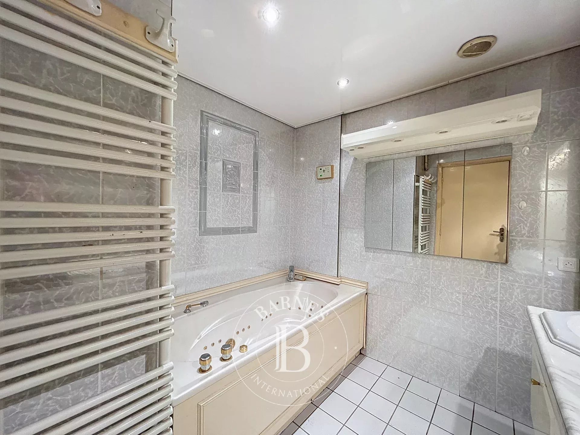 Apartment Neuilly-sur-Seine - picture 11