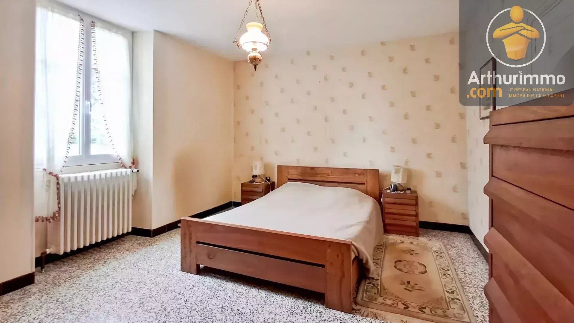 Maison de caractère avec dépendances sur 1,4 hectare arboré — photo 19